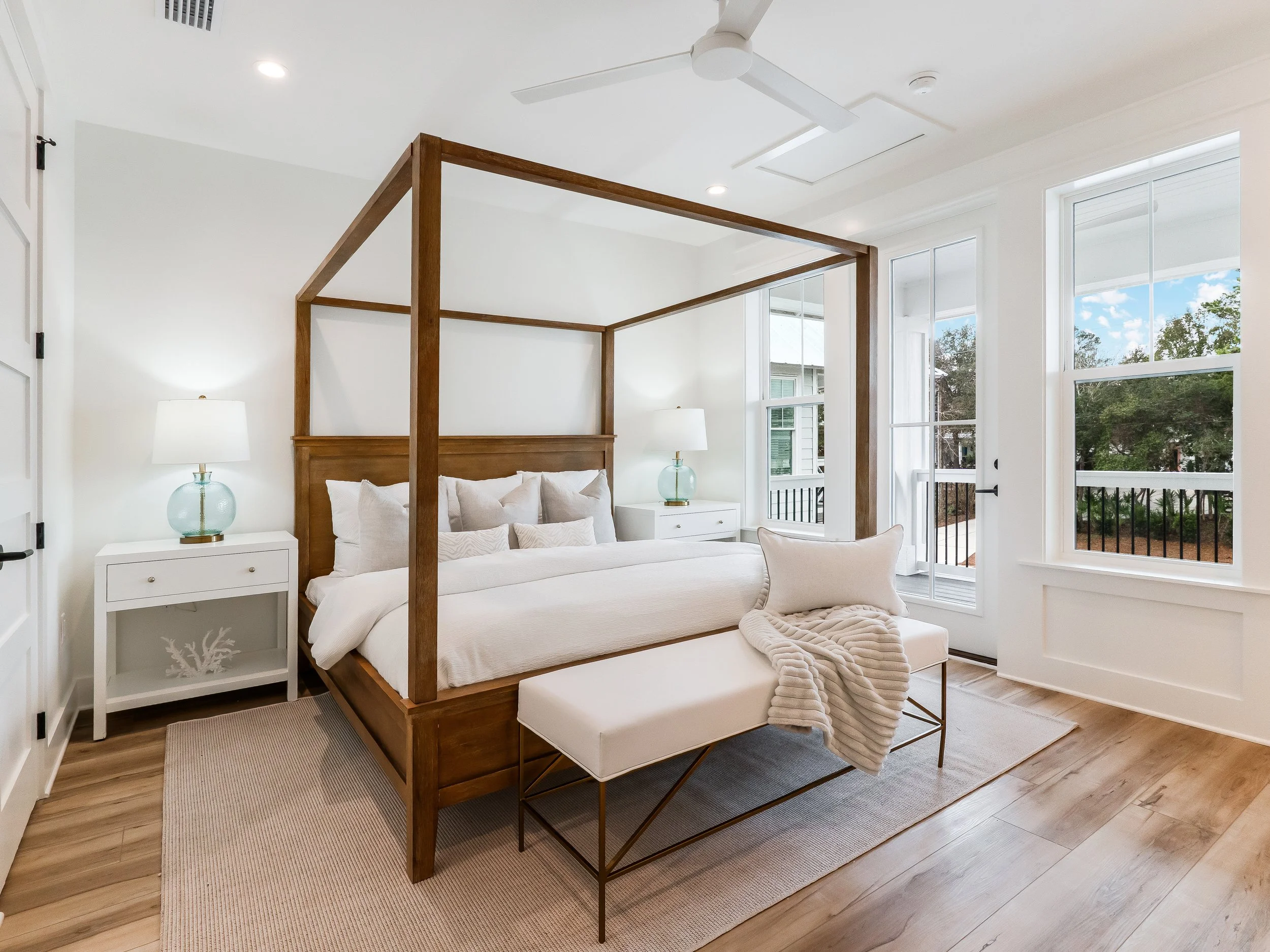 Bedroom 1(1).JPG