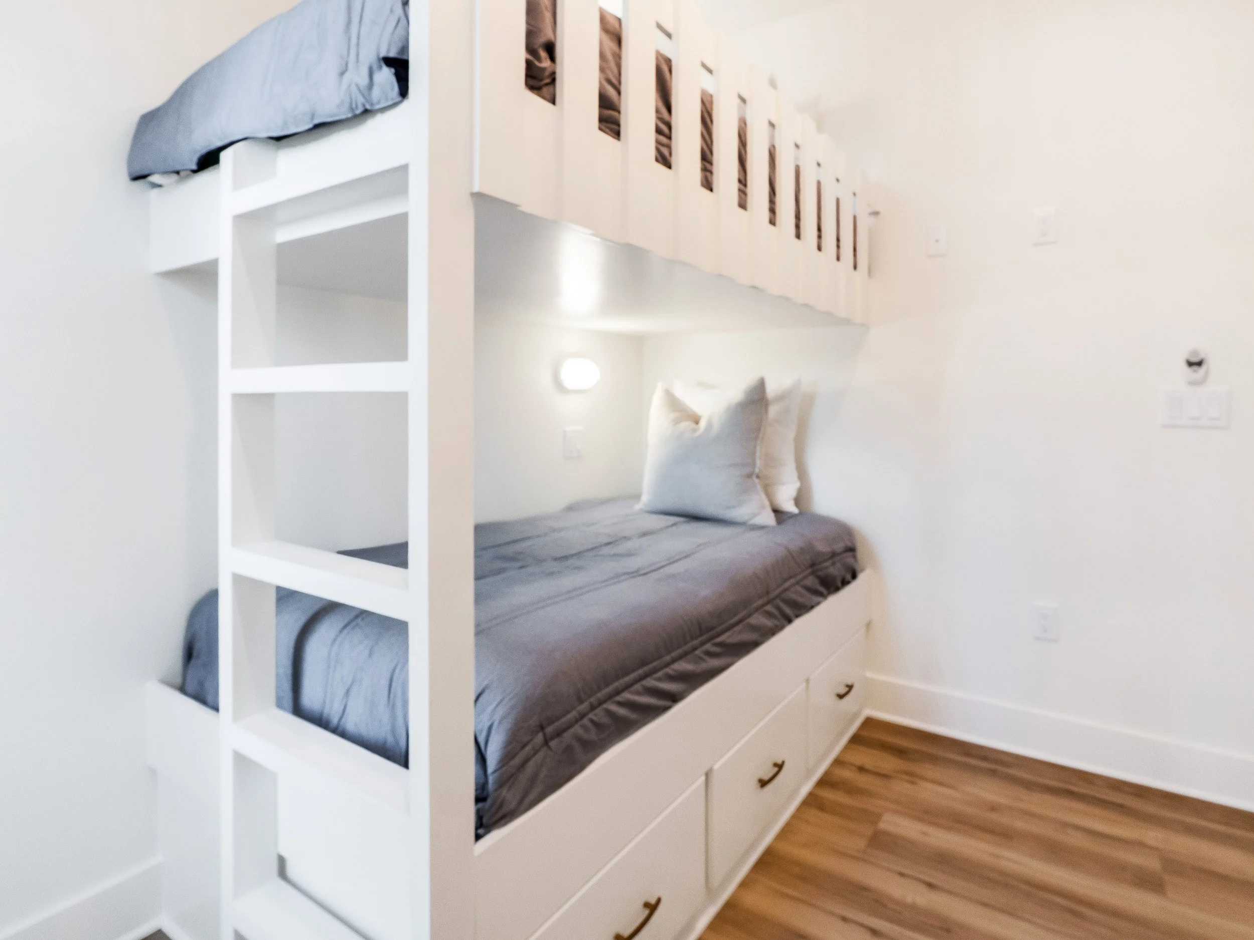 Bunk Room(2).JPG