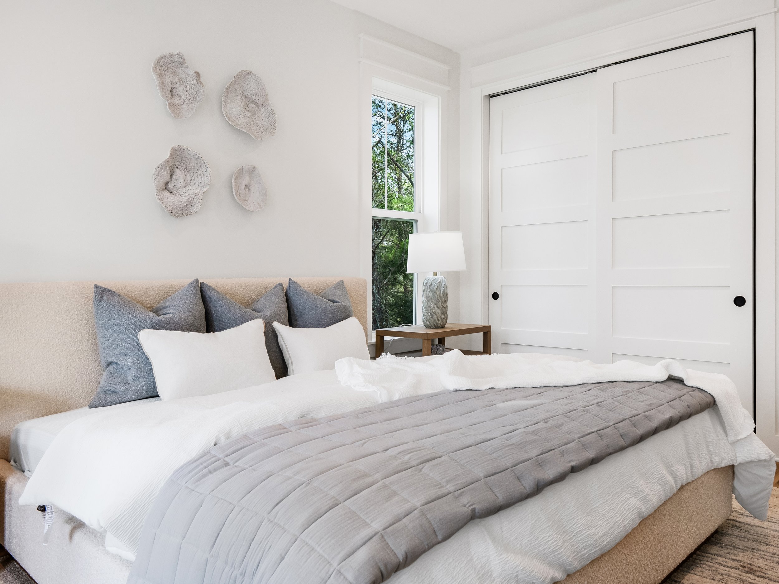 Bedroom 2.JPG