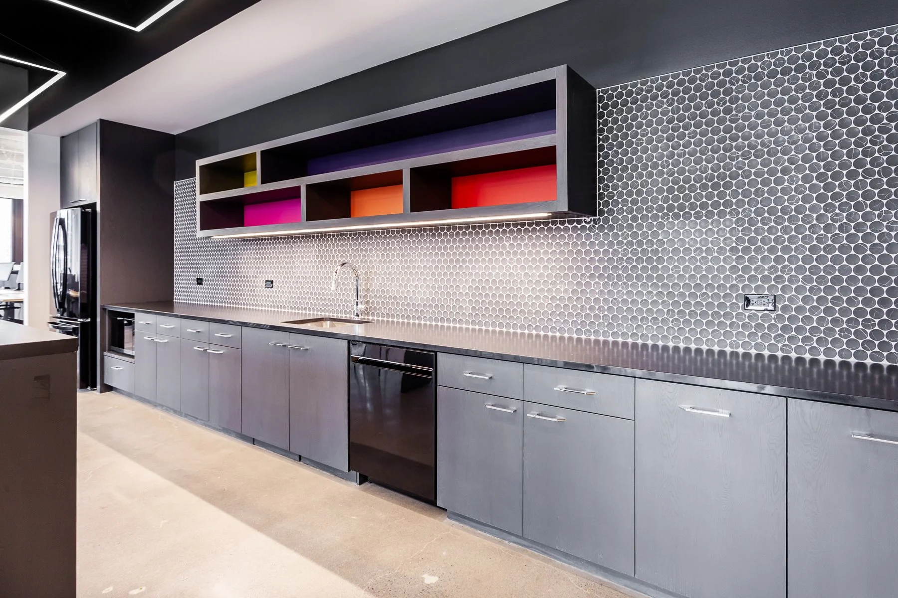 MIQ Office-06.JPG