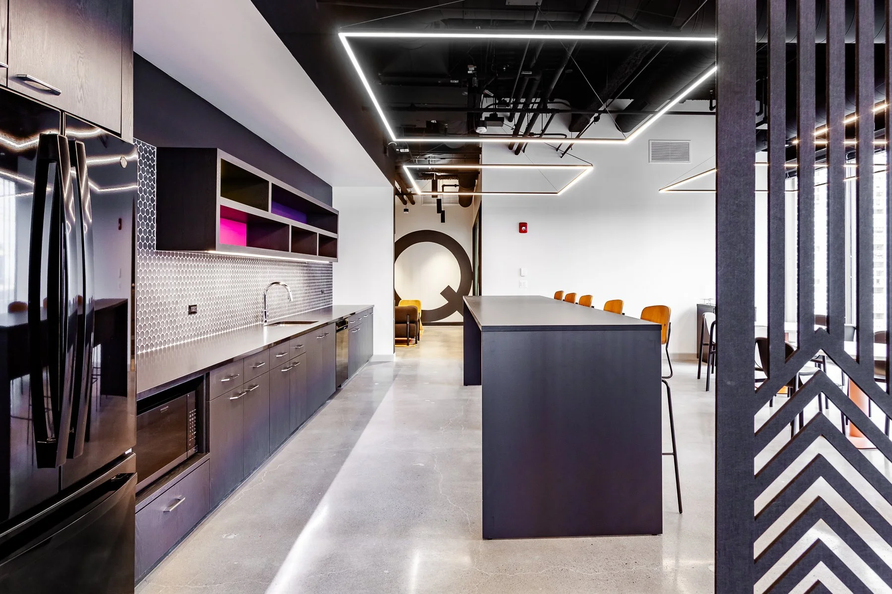 MIQ Office-05.JPG