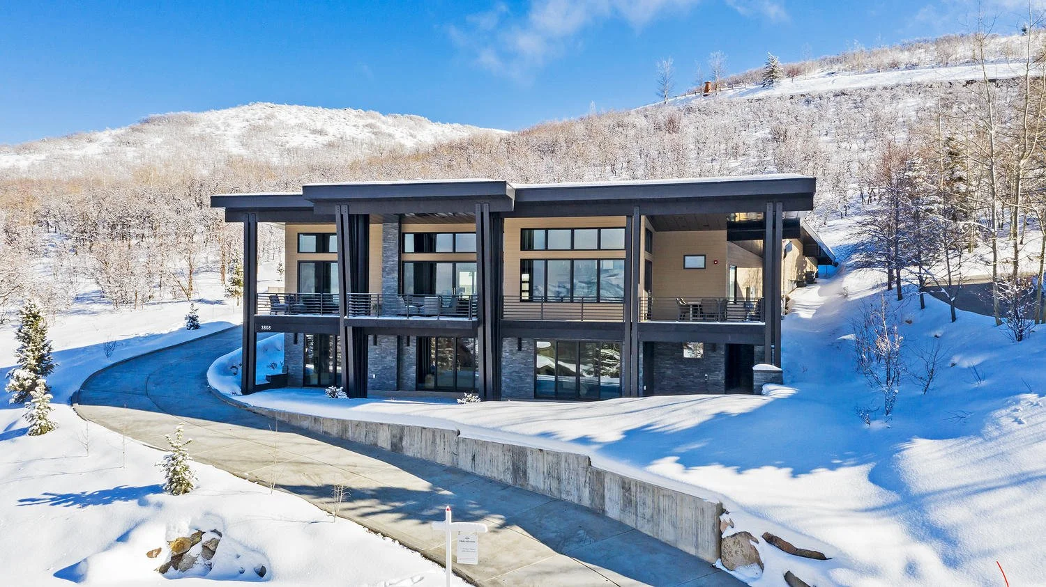 3808 Sun Ridge Dr Park City UT-large-062-057-0623808SunRidge062-1500x843-72dpi.jpg