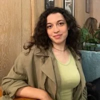 Idil Zeybek