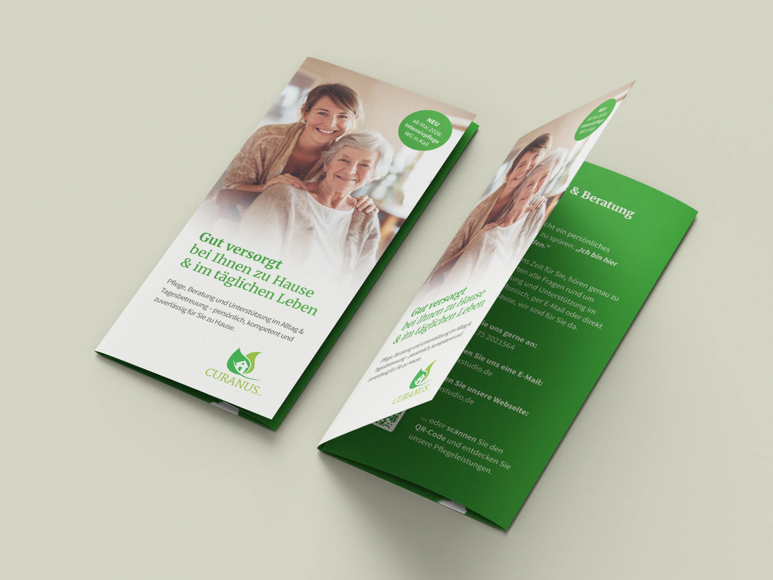 fuxstudio-Flyerdesign-minimal-grid-layout-grafikdesign-curanus-pflege.webp