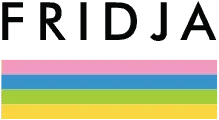 Logo von "Fridja" – Mehrfarbige horizontale Streifen, die an einen Regenbogen oder eine Strandmütze erinnern.