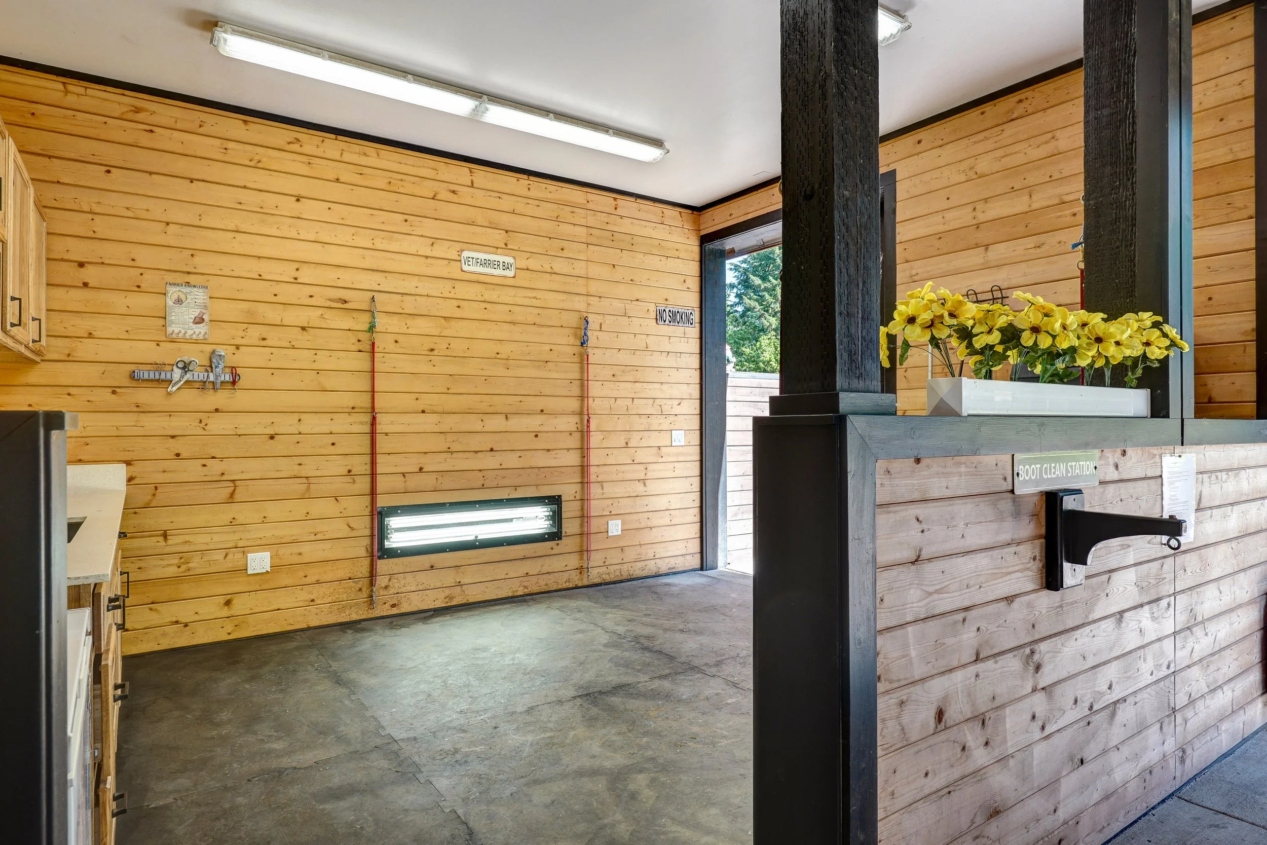 Long Barn (12).jpg