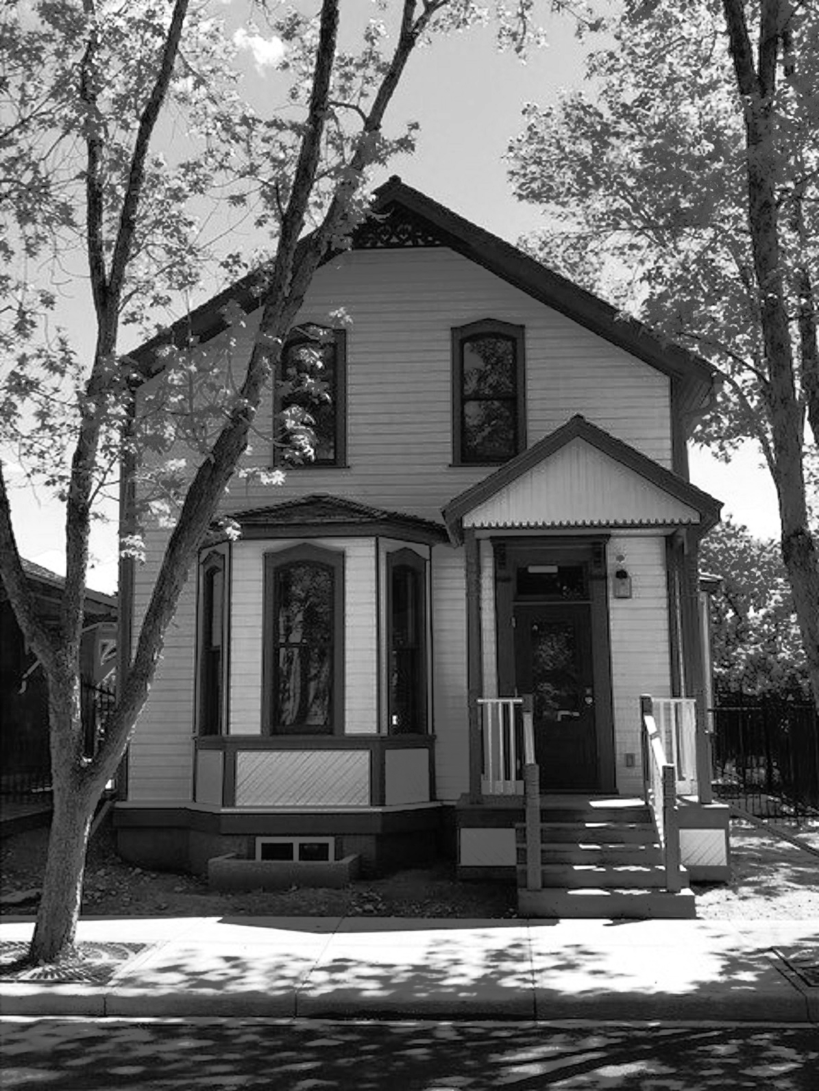 Heritage Calgary Walking Tours: Cliff Bungalow-Mission