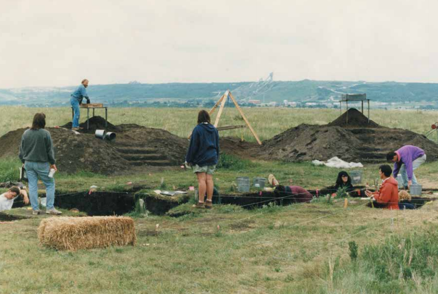 Excavations at the Tuscany Site, 12 Mile Coulee. Photo credit: University of Calgary via The City of Calgary, “Uncovering Human History: Archaeology and Calgary Parks”, 2019.