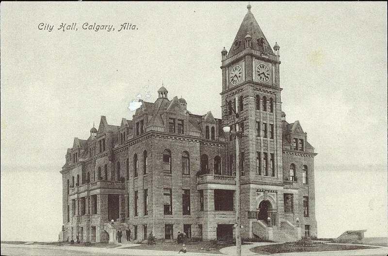 Exterior front and north side view of City Hall, which was officially opened by R.L. Borden on June 26, 1911. Photo: Peel’s Prairie Postcards.