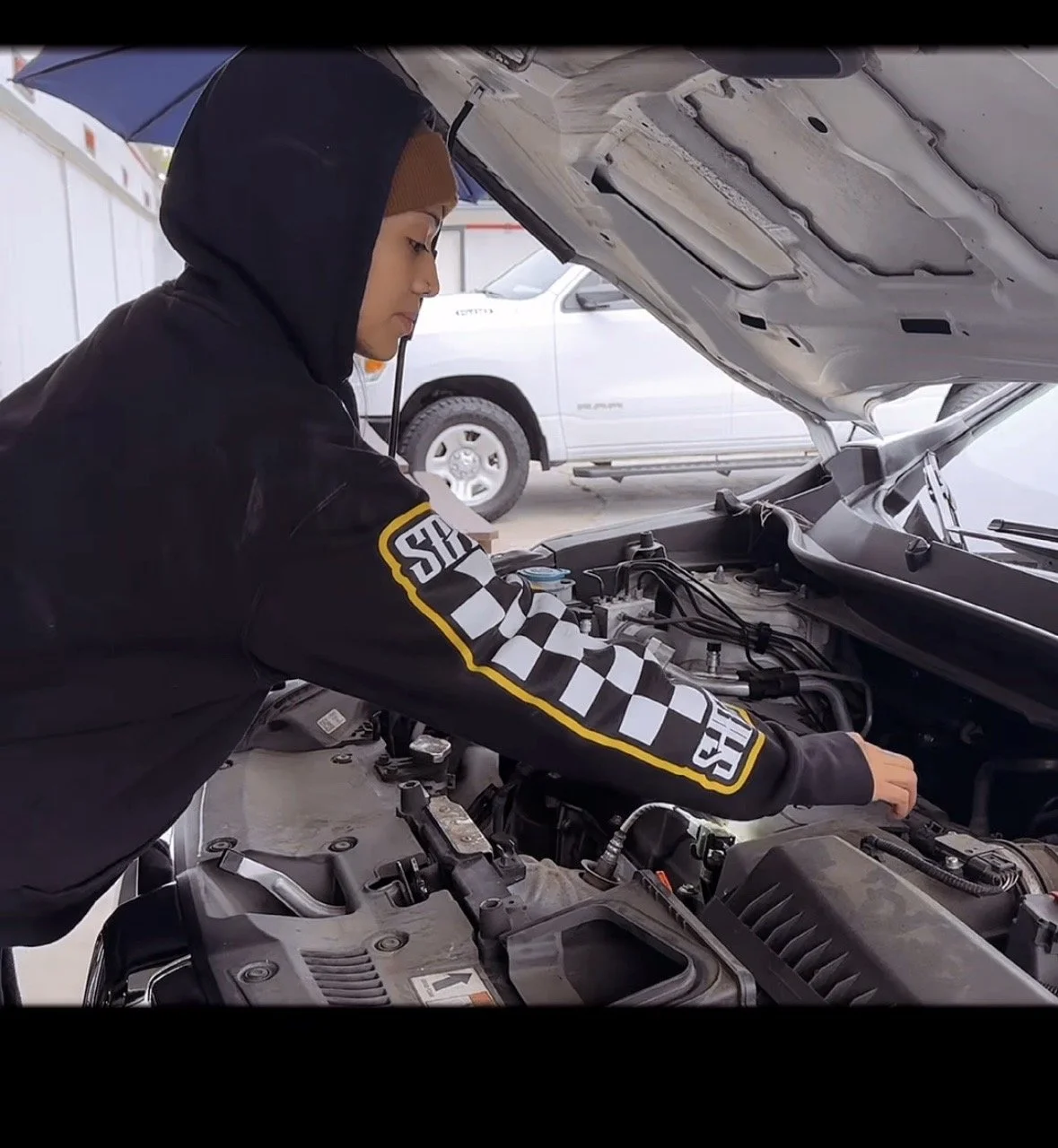Anahi our Smog Technician