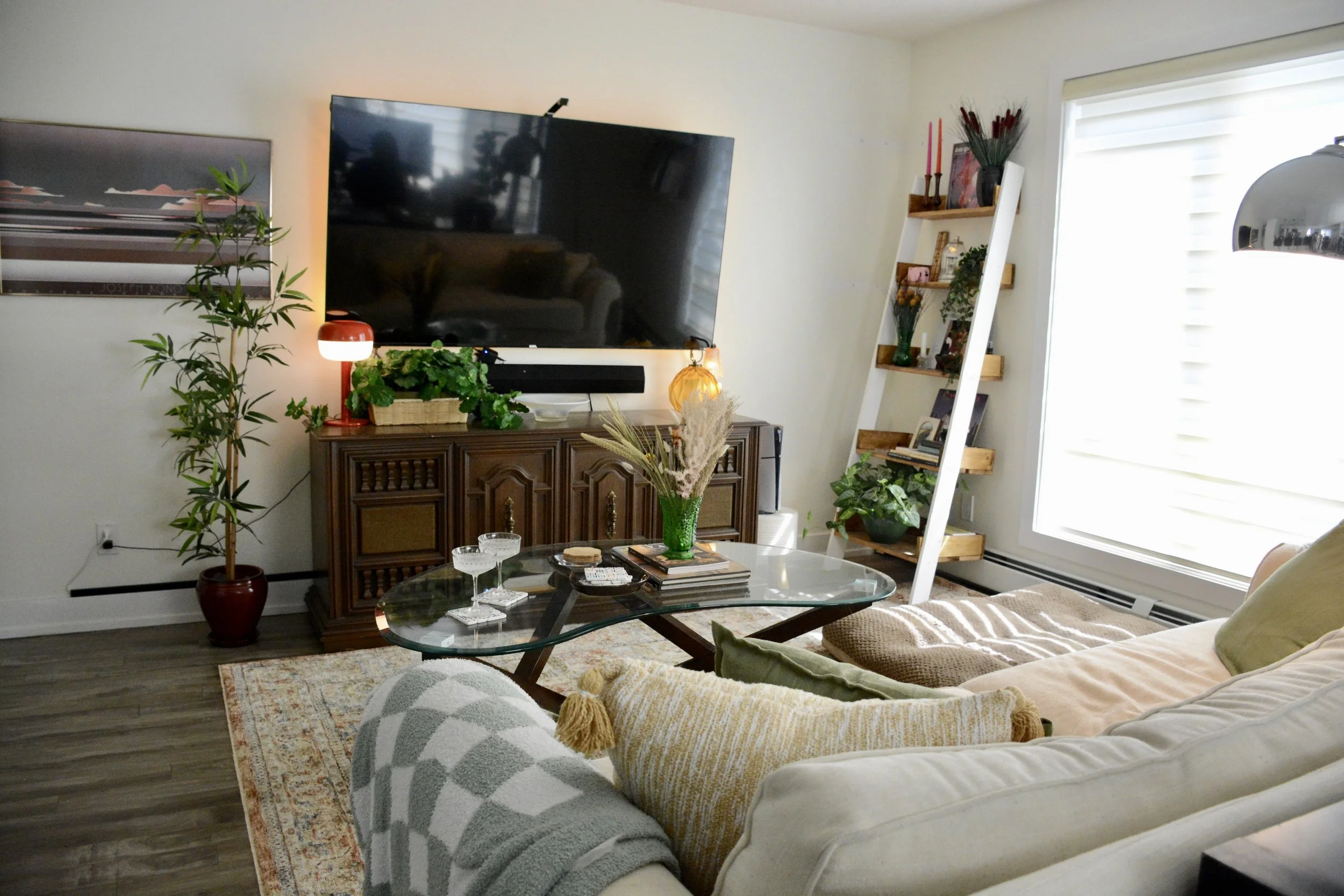 Crescent Heights Living Room
