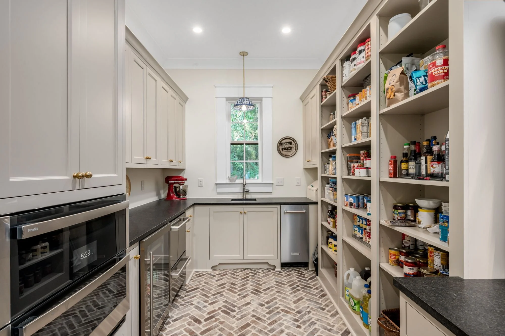 6870 Oak Point Ln - Ryan Creel-160.jpg