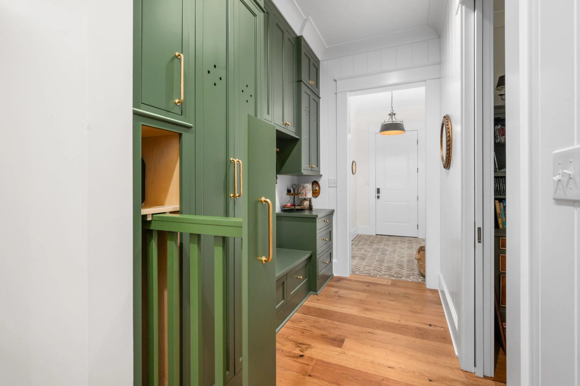 6870 Oak Point Ln - Ryan Creel-180.jpg