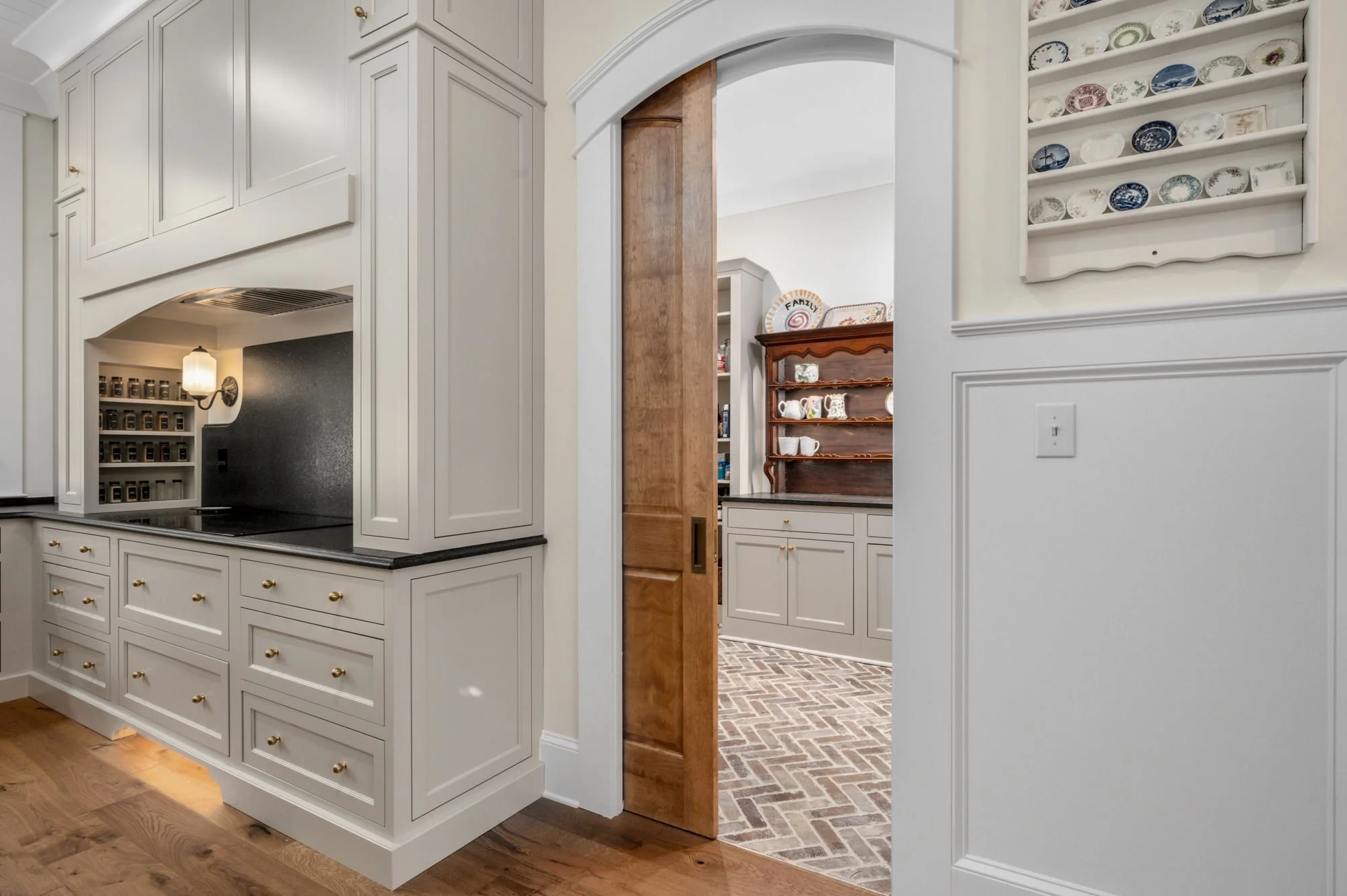 6870 Oak Point Ln - Ryan Creel-159.jpg