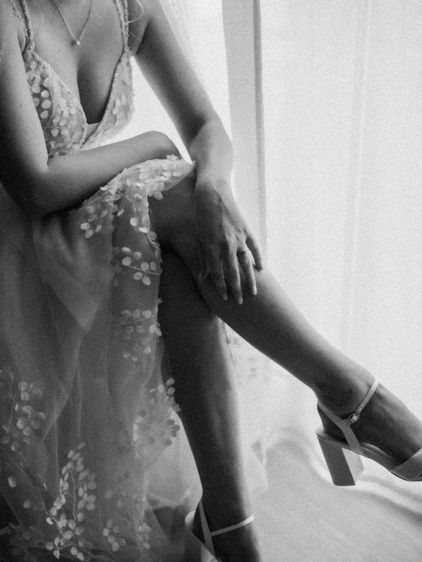 Getting Ready ✨
Der eine mags, dem anderen ist es v&ouml;llig unwichtig. 
Wie sieht&rsquo;s bei dir aus? W&auml;re sowas etwas f&uuml;r dich? 
#wedding #hochzeit2026 #gettingready #vorfreude