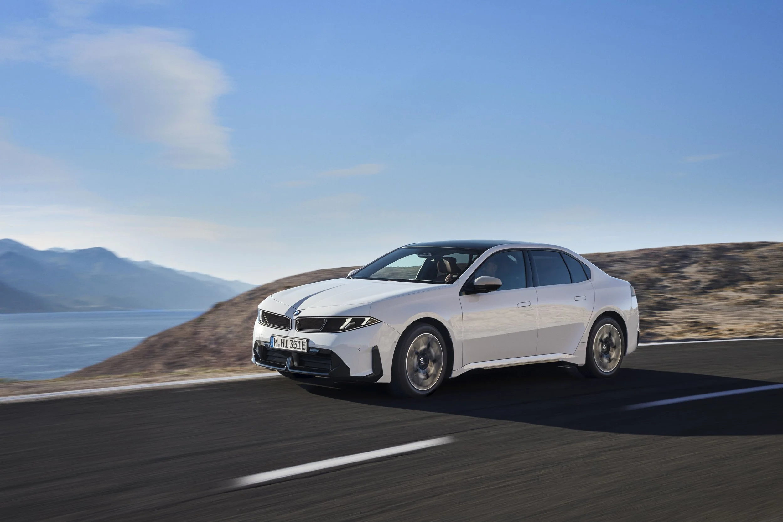 P90646291_highRes_bmw-i3-50-xdrive-fir.jpg