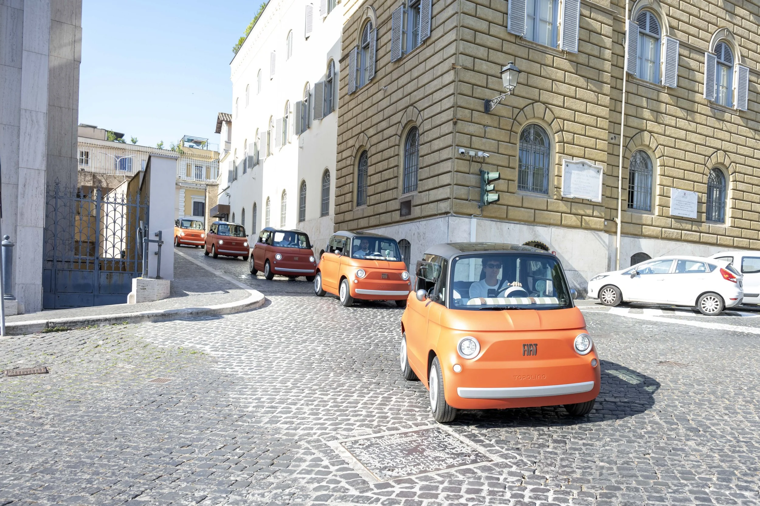 fiat-governorate-of-the-vatican-city-state-for-sustainable-micromobility-credit-by-governatorato-s-c-v-2.JPG