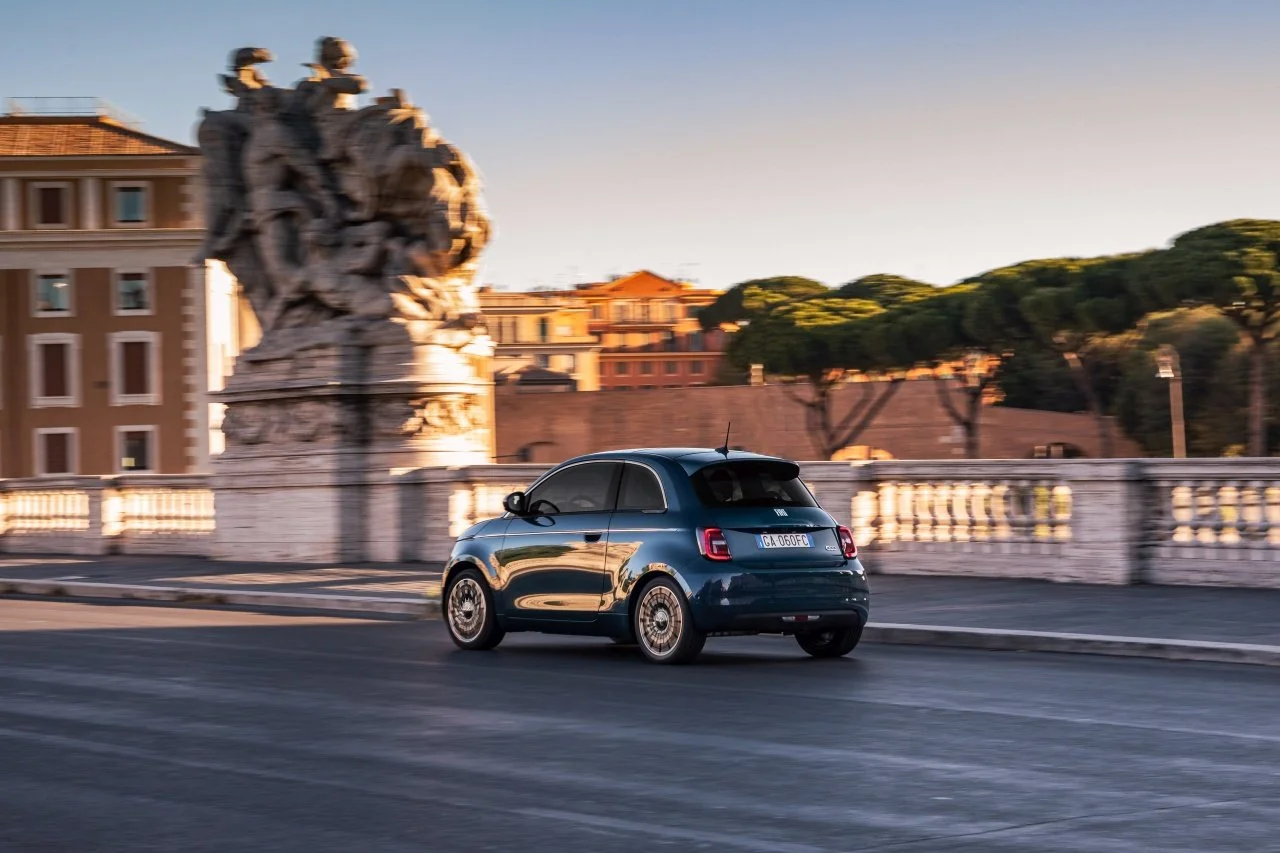 nowy-fiat-500-la-prima-hatchback-2.jpeg