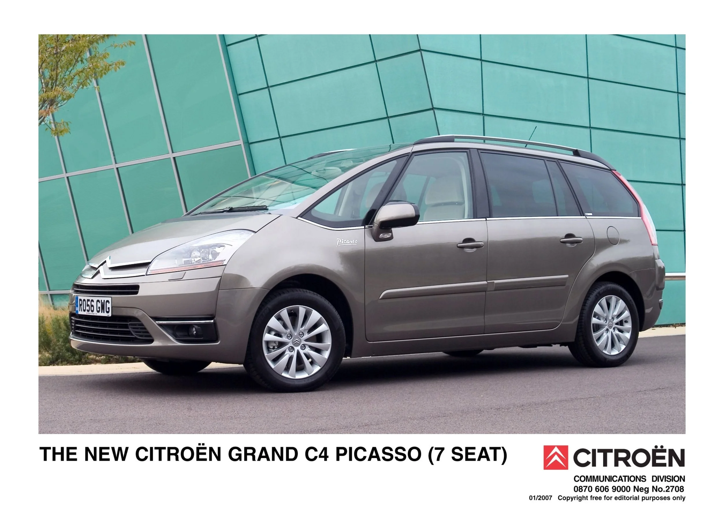 Citroen's_award-winning_Grand_C4_Picasso_-_officially_on_sale....jpg