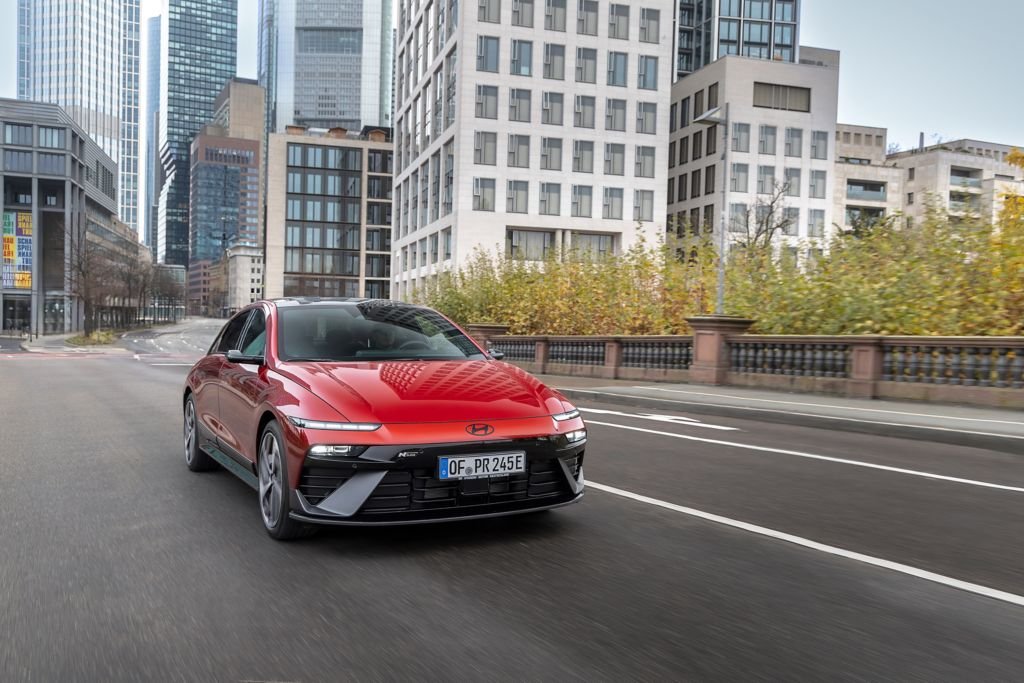 hyundai-ioniq-6-n-line-1125-33_wid_1024_bfc_off.jpg