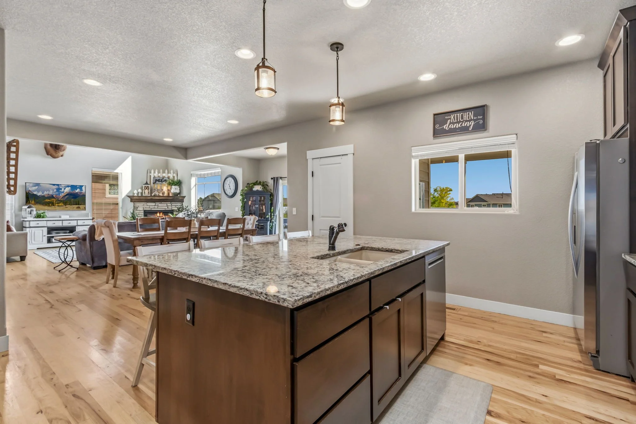 11-web-or-mls-608 Vermilion Peak Dr 11.jpg