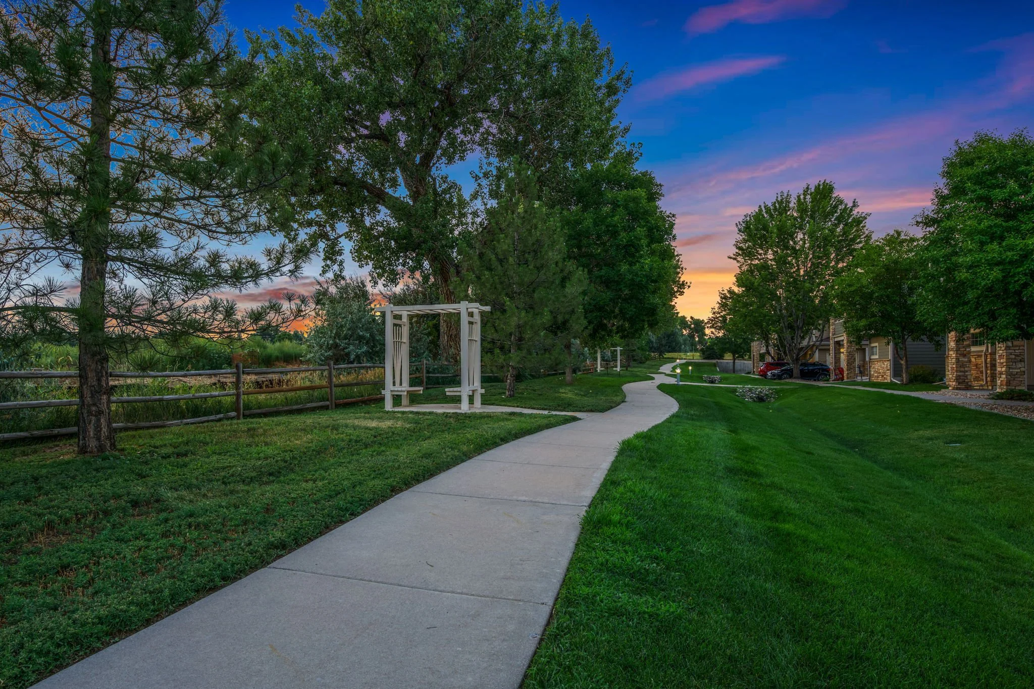 3-web-or-mls-5775 W 29th St 1307 3.jpg