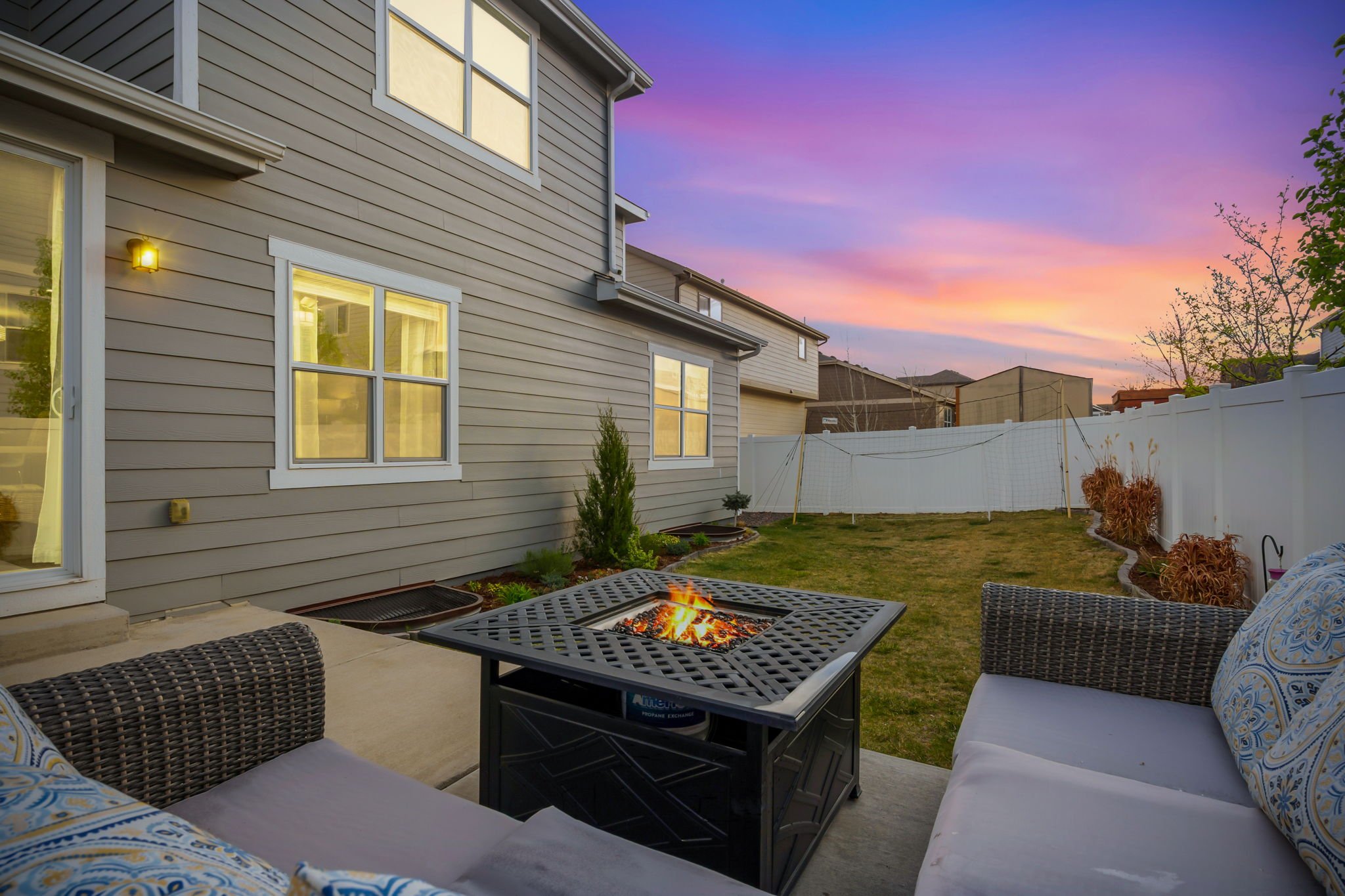 49-web-or-mls-2037 River W Dr 49.jpg