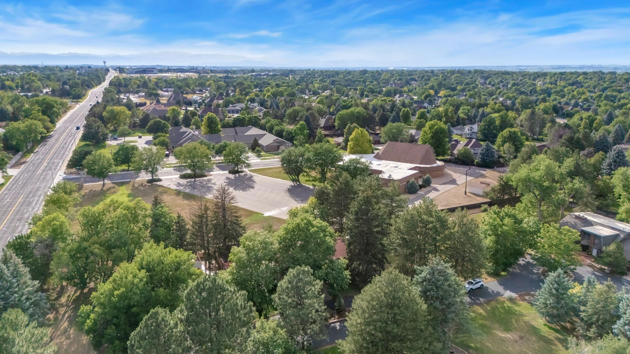 65-web-or-mls-3737 W 20th St 65.jpg