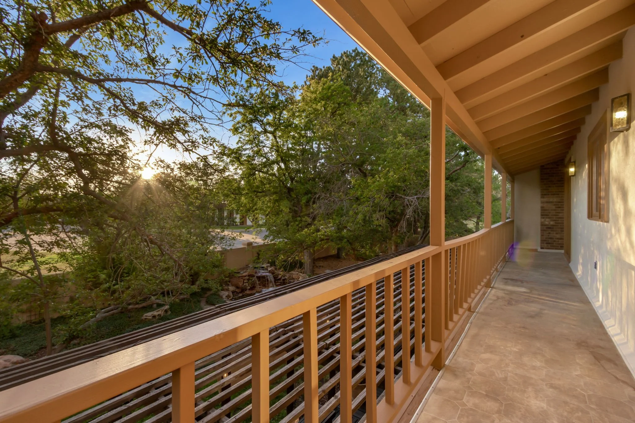 43-web-or-mls-3737 W 20th St 43.jpg