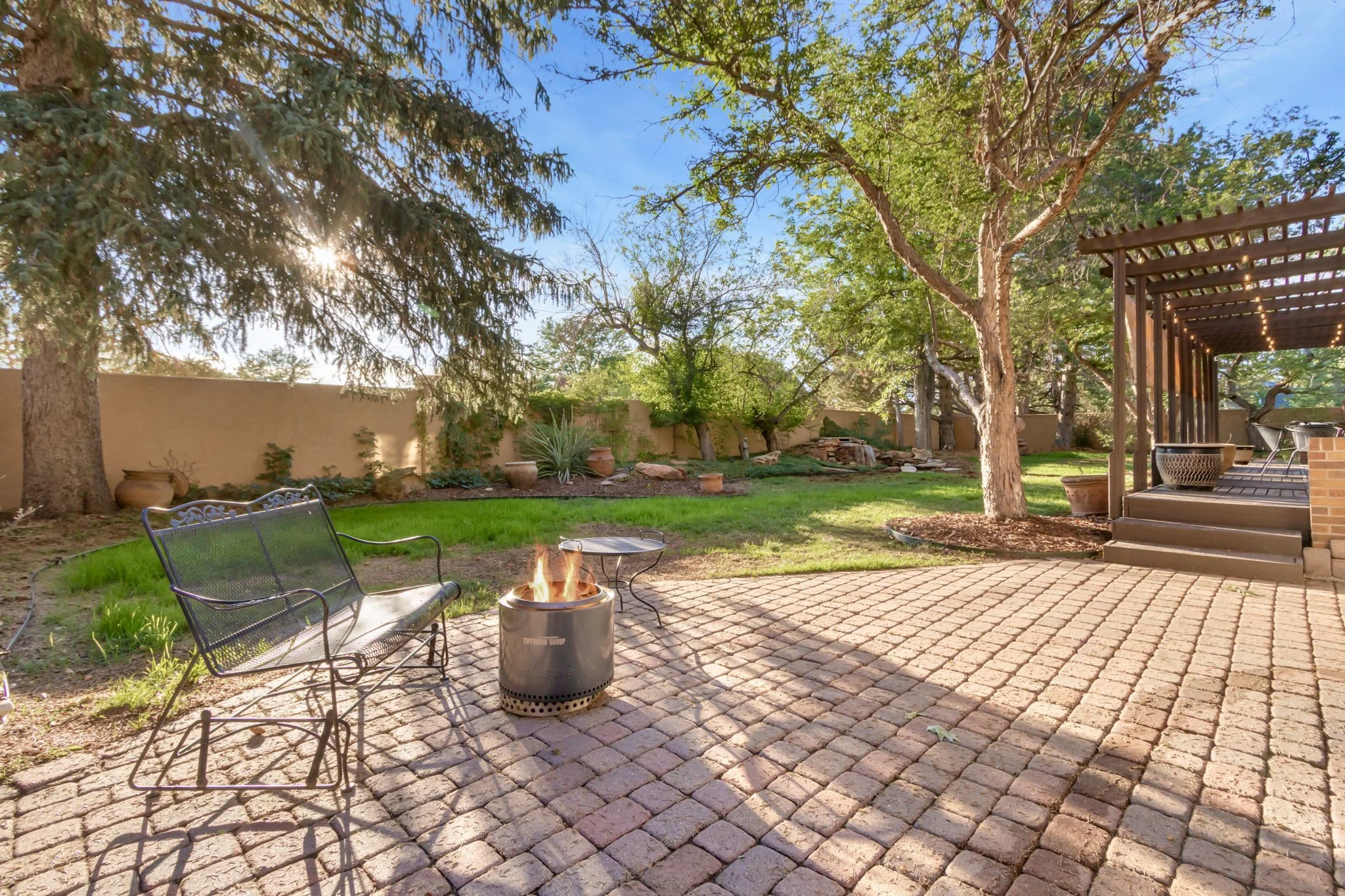 49-web-or-mls-3737 W 20th St 49.jpg