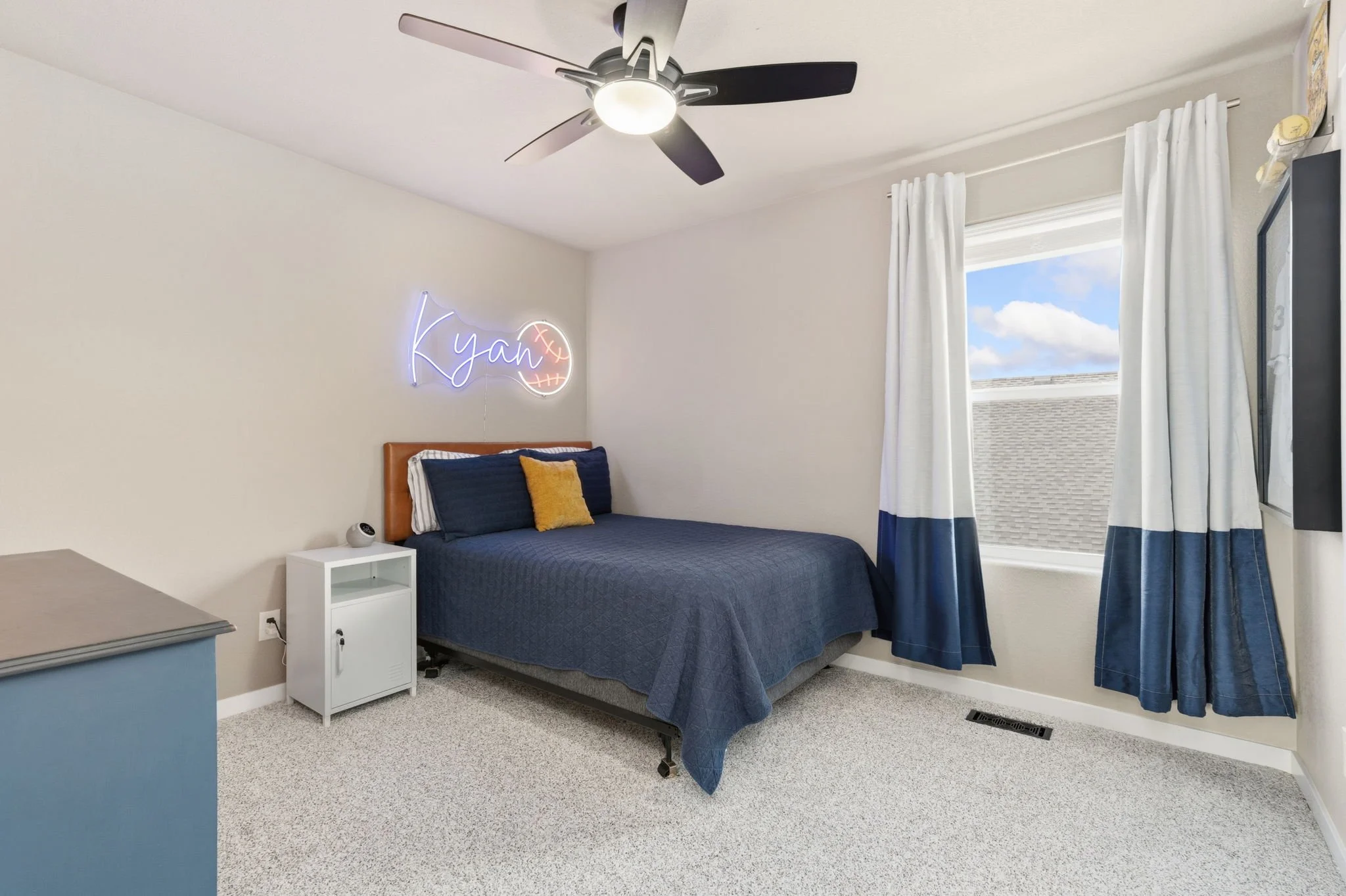 27-web-or-mls-8713 15th Street Rd 27.jpg