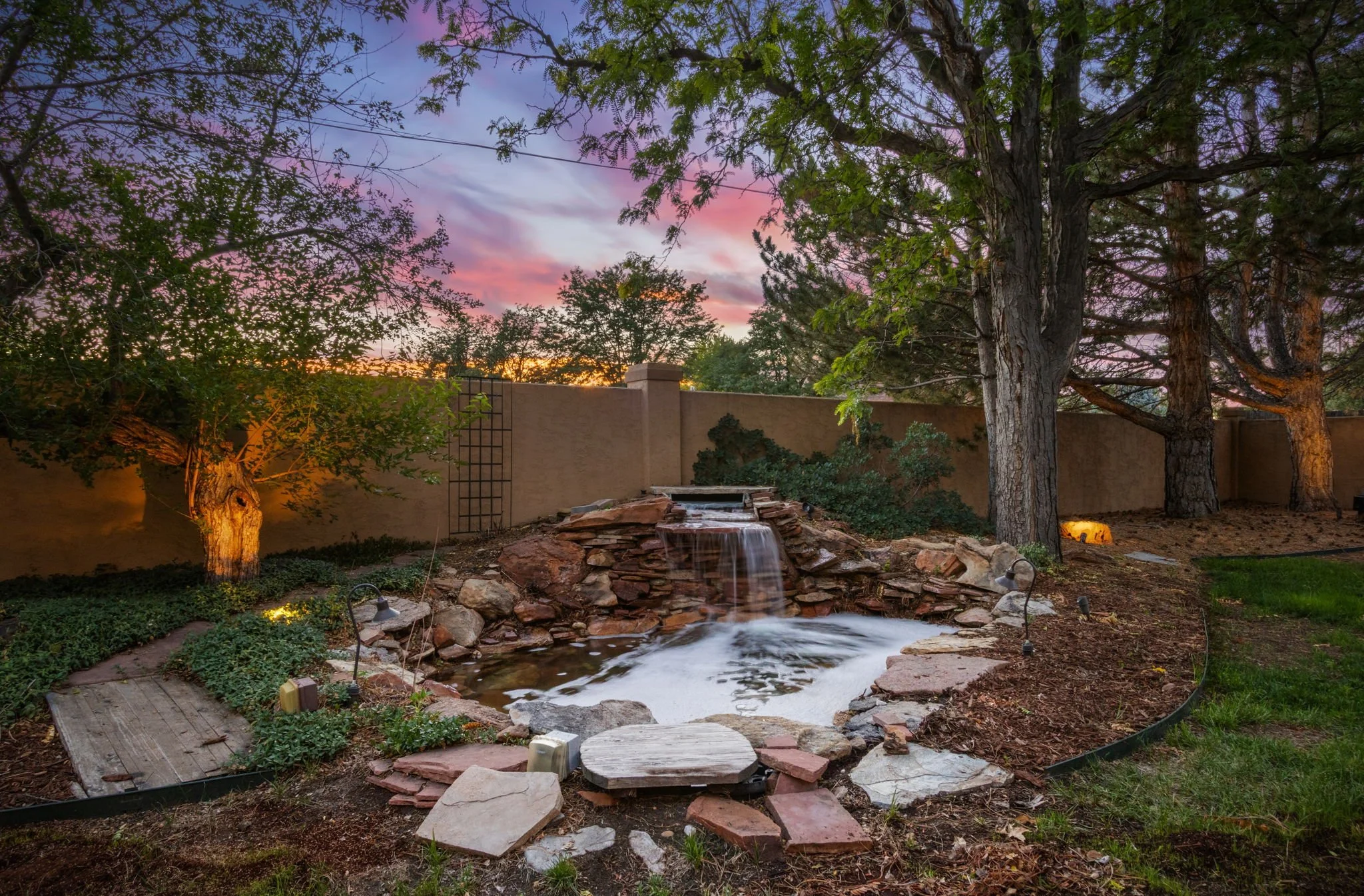 63-web-or-mls-3737 W 20th St 63.jpg