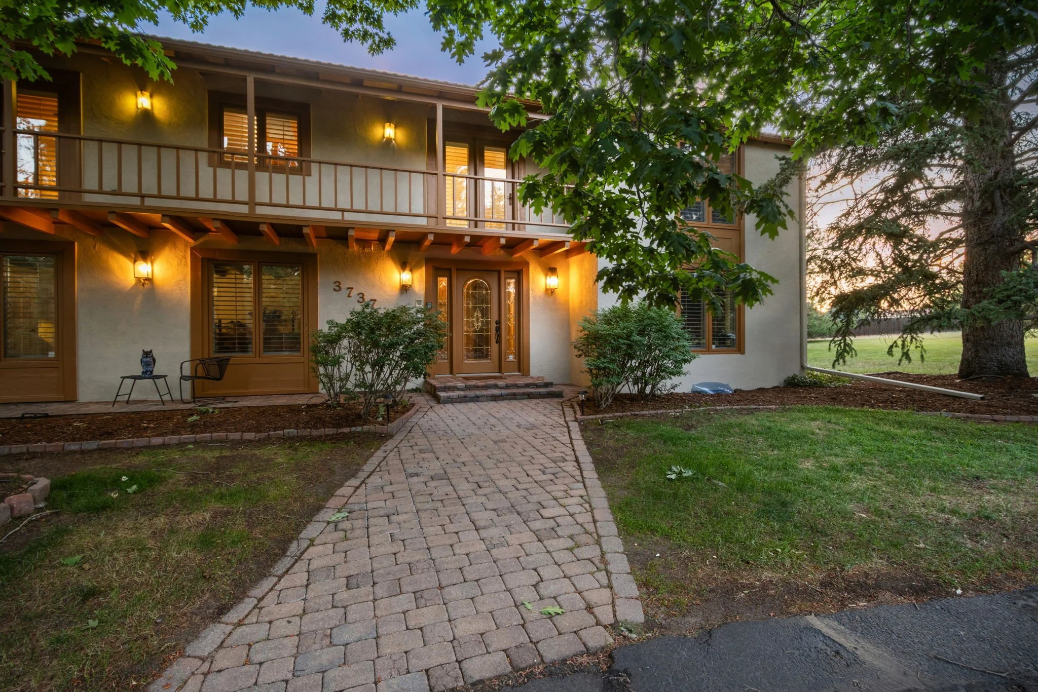 57-web-or-mls-3737 W 20th St 57.jpg