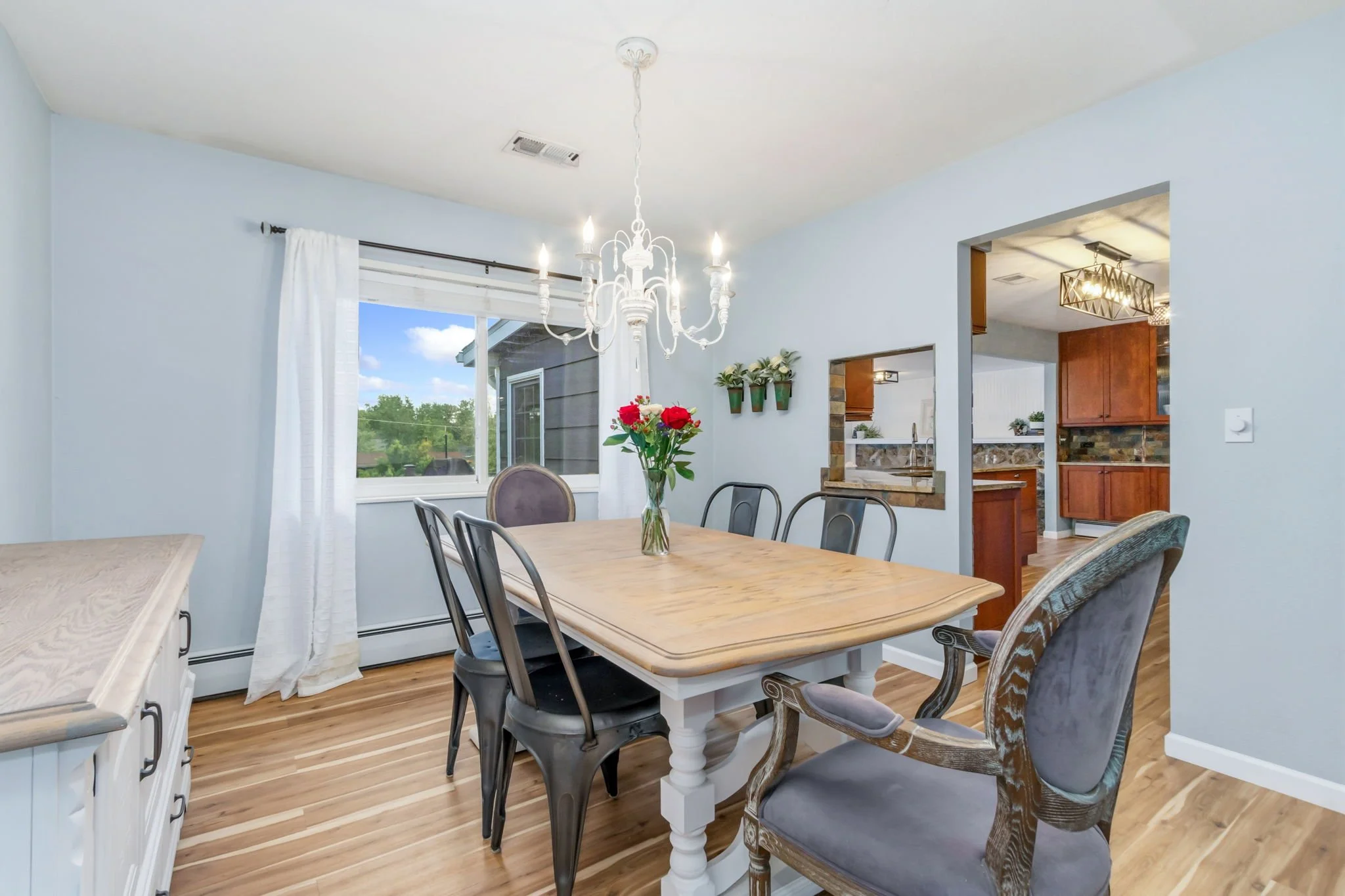 10-web-or-mls-4212 Redbird Pl 10.jpg