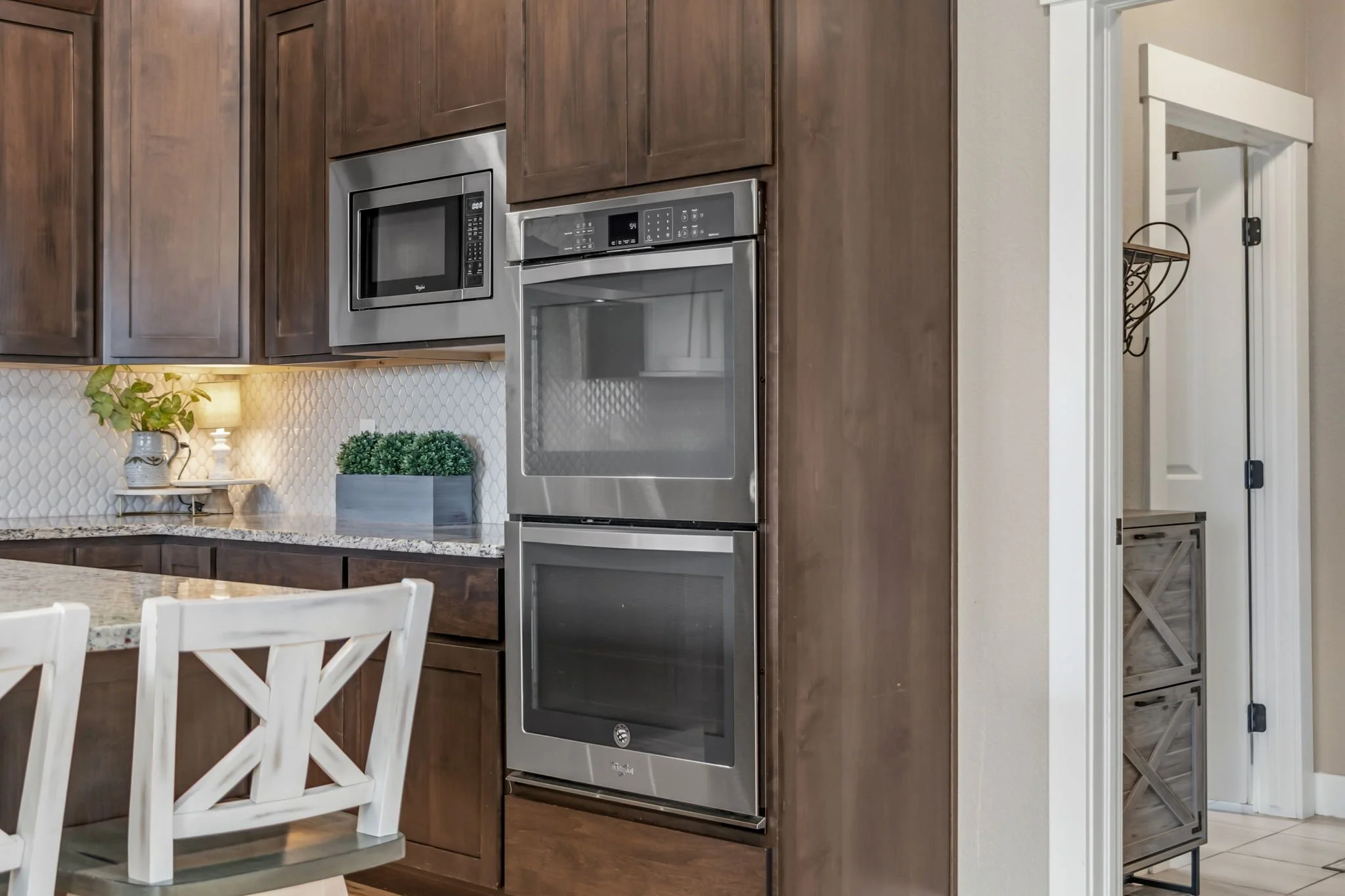 21-web-or-mls-608 Vermilion Peak Dr 21.jpg