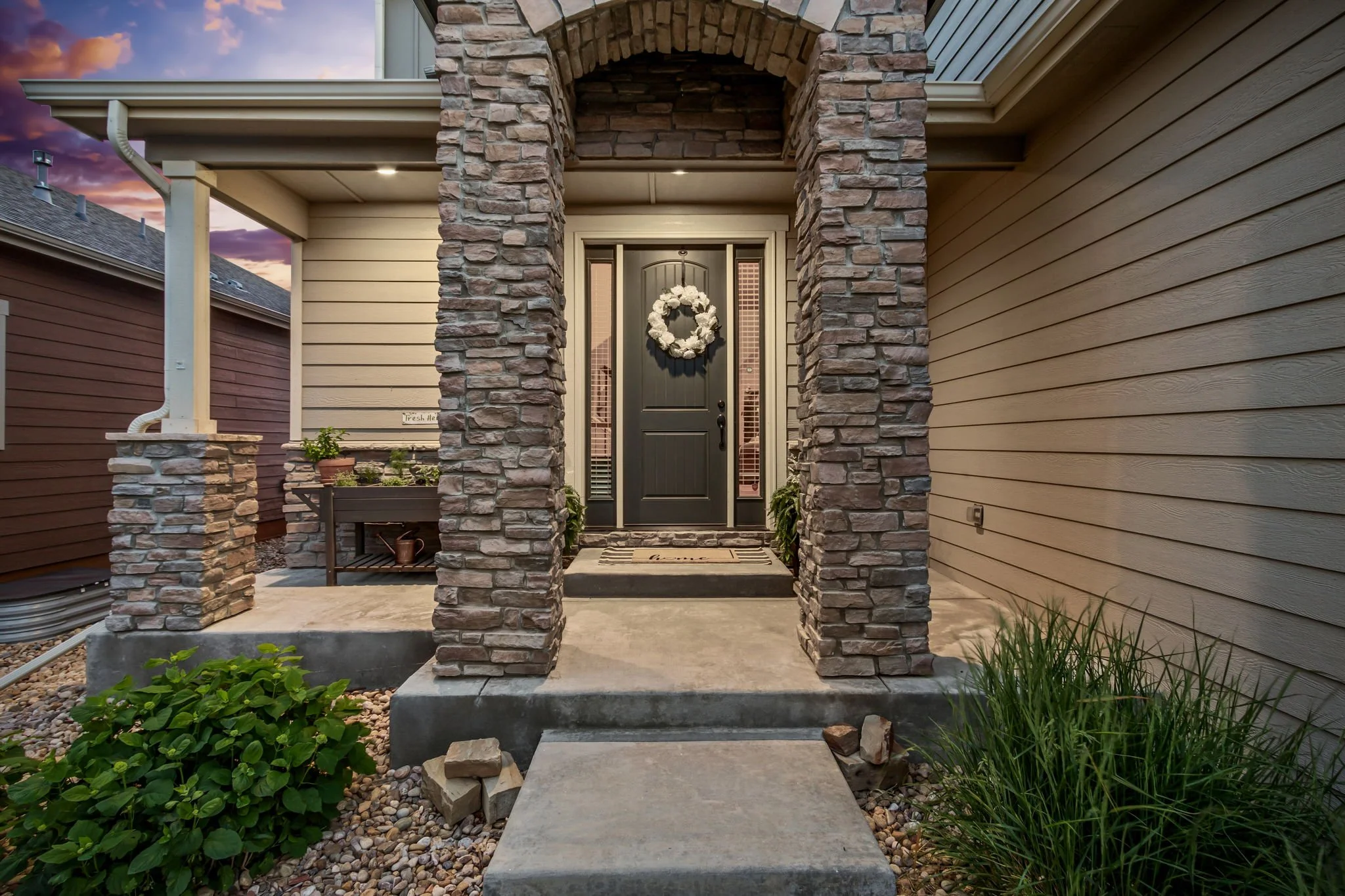 54-web-or-mls-608 Vermilion Peak Dr 54.jpg
