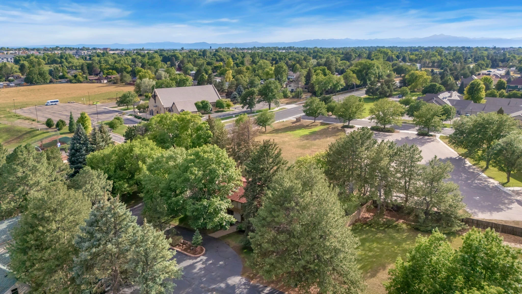 64-web-or-mls-3737 W 20th St 64.jpg