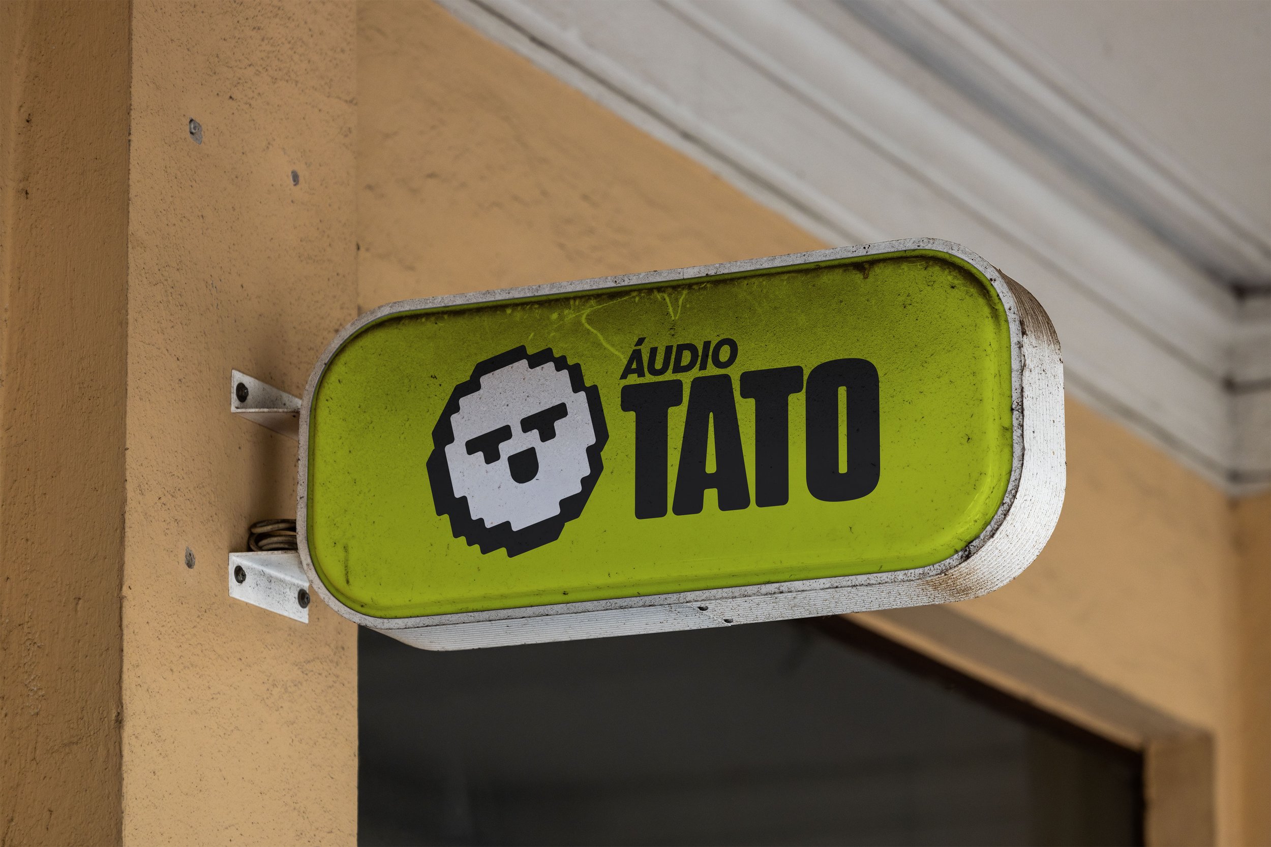 Dirty_Signboard_Mockup.jpg