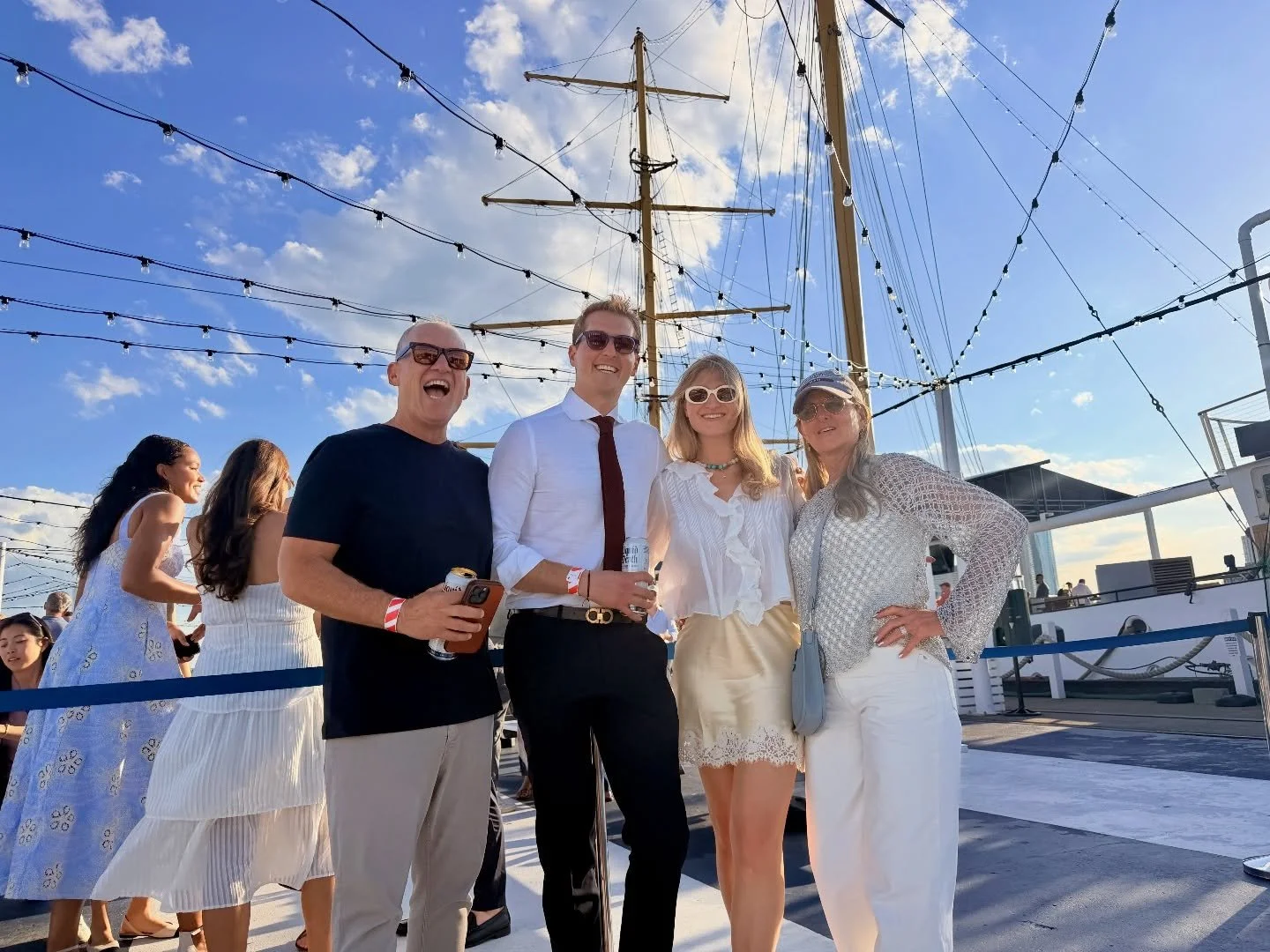 Proud of my boy on his graduation. Starting a business, @alnuhealth, while earning his MBA says a lot, but even more than that, Jesse is kind, smart, hardworking, and an incredible teammate in every sense. 

He might just be the GOAT when IQ, EQ, and