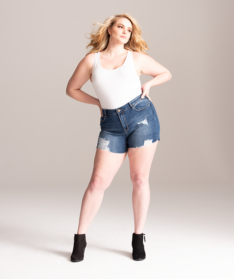 _GalleryImages_0000s_0001_021219_DENIMICONS_LOOK06_373.png