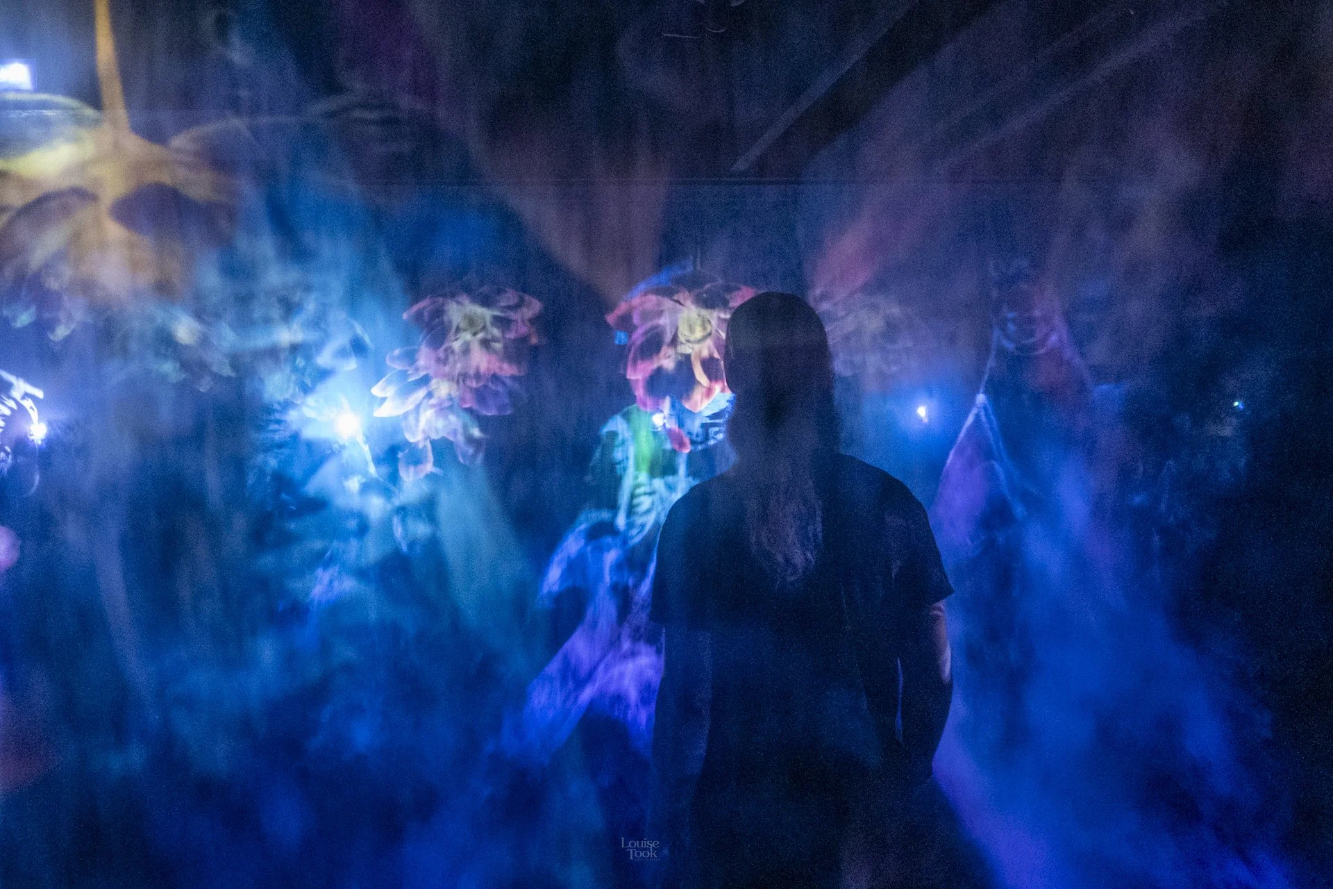 Atmospheric indoor event photography