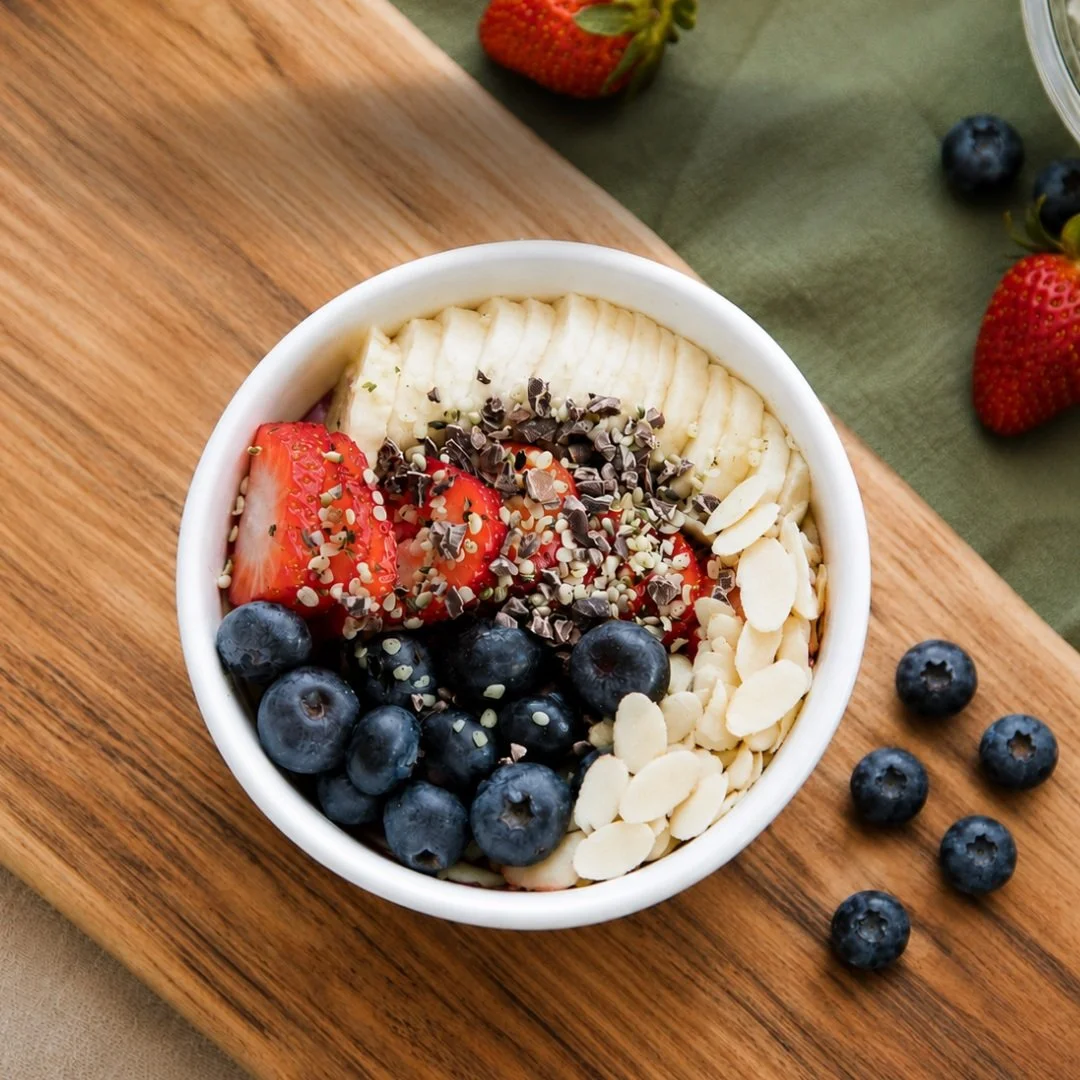 A little bowl of happiness. 🍓🫐

Made with organic unsweetened a&ccedil;a&iacute;, blended with blueberries, strawberries, banana, cocoa powder, and almond butter, then topped with hemp seeds, cacao nibs, almonds, and fresh fruit.

Come grab yours! 