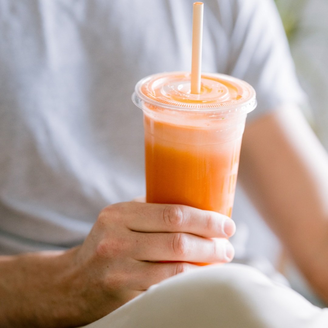Saturday reset in hand. 🥤 Hope everyone&rsquo;s enjoying the weekend and staying hydrated!

Don&rsquo;t forget to grab yours at one of our Houston spots!

📍303 W 19th Street
📍3601C Westheimer Road
📍6401 Woodway Dr Suite 175

#HoustonEats #Houston