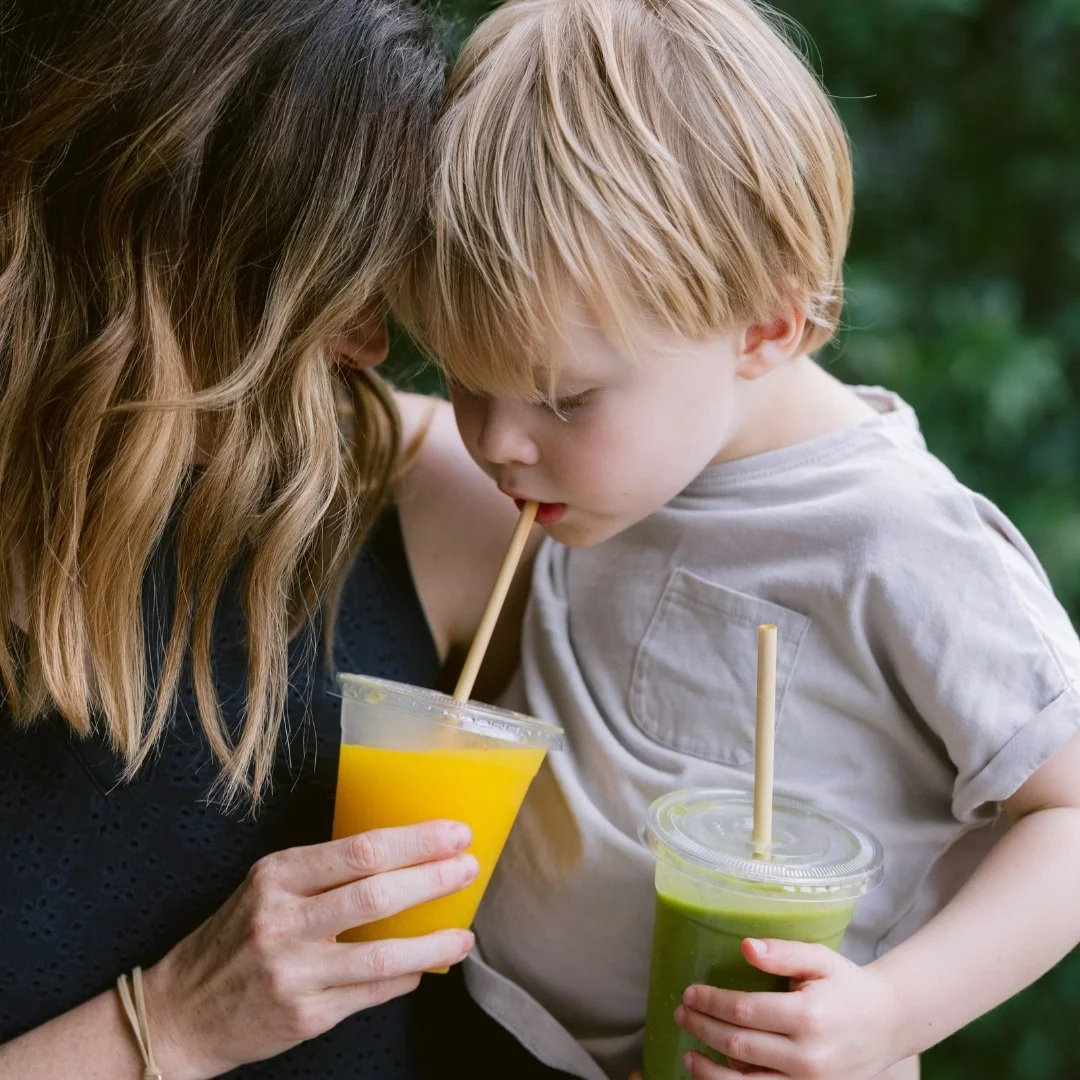 Looks like someone already found their favorite drinks. 👀🥤💚

Come find yours!

📍 303 W 19th Street
📍 3601 C Westheimer Road
📍 6401 Woodway Dr, Suite 175

#GreenForkAndStraw #DrinkTime #FreshDrinks #HoustonEats #HoustonFoodie #HTXEats #FamilyTim