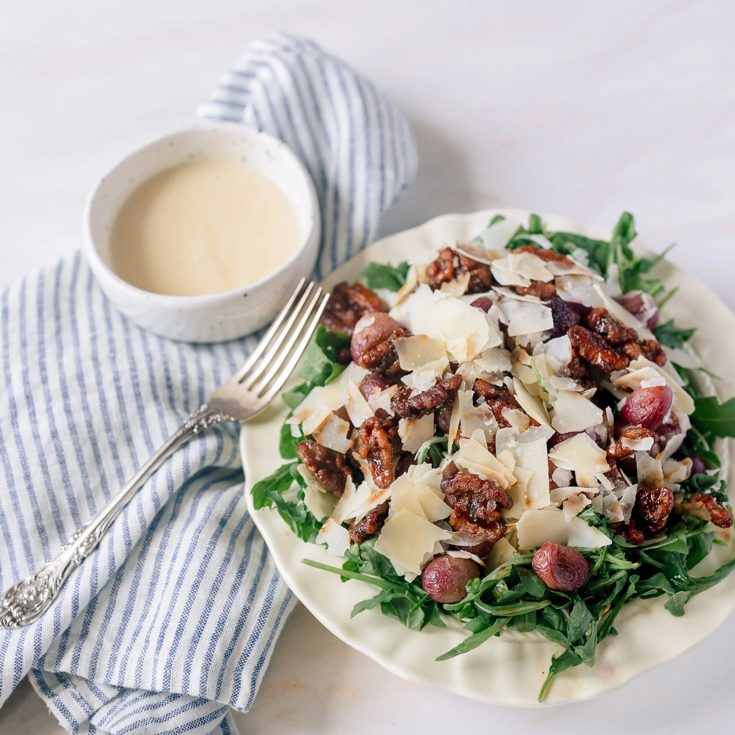 🥗 Craving something fresh?

Our Arugula Salad has all the good stuff &mdash; fresh organic arugula, roasted organic grapes, crunchy candied walnuts, shaved Parmesan, and our house-made lemon vinaigrette. 🍋🌿

It&rsquo;s vegetarian and gluten-free, 