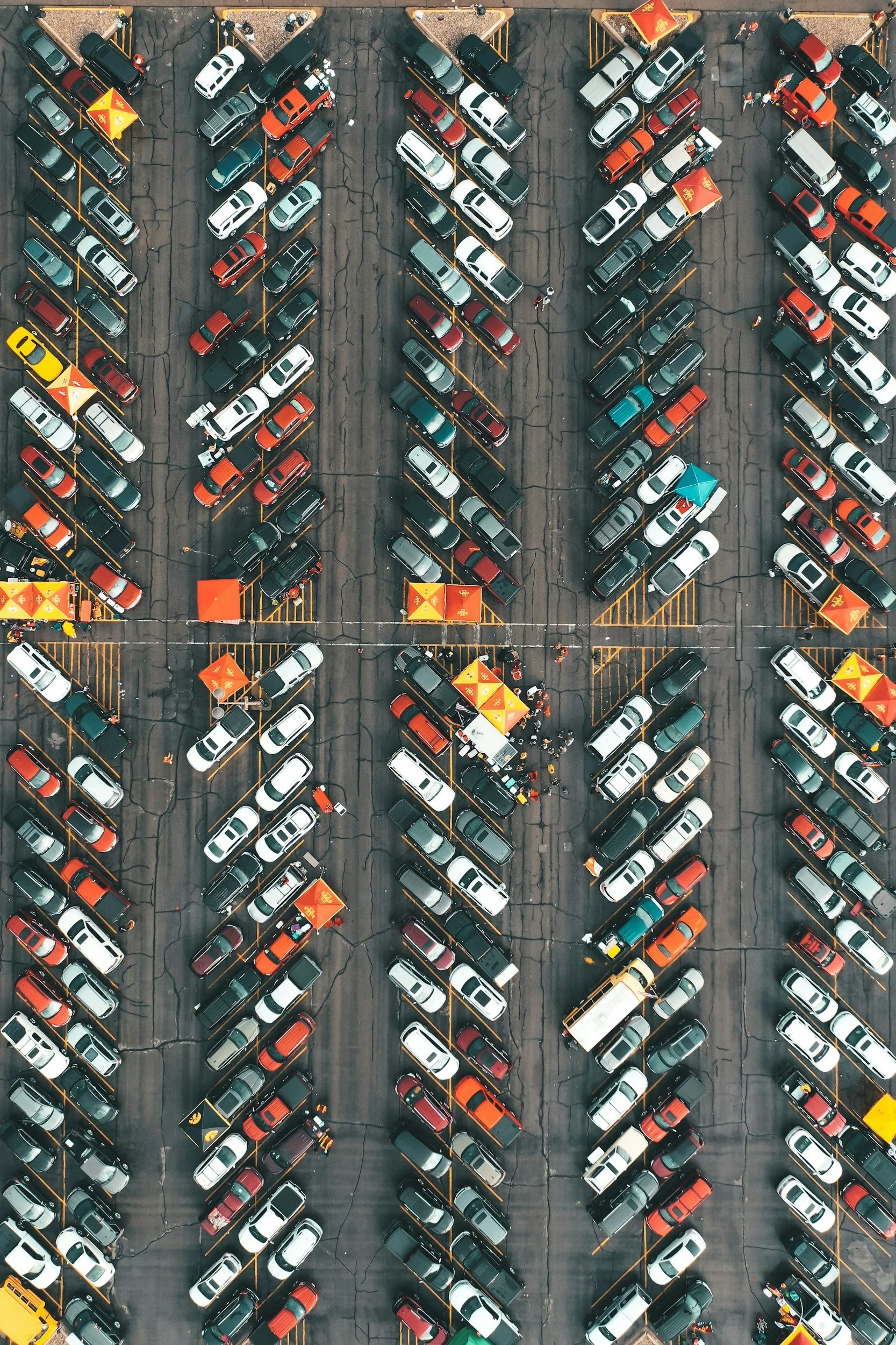 Fleet vehicles managed with FleetWise technology
