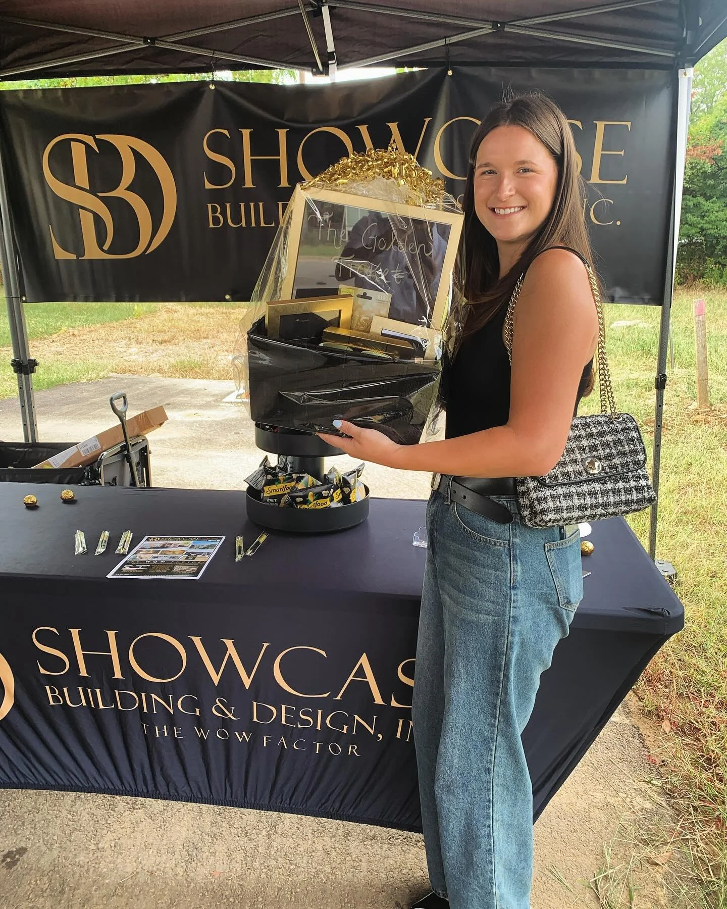 Congratulations to Showcase&rsquo;s Golden Ticket Winner! @hookyourhome