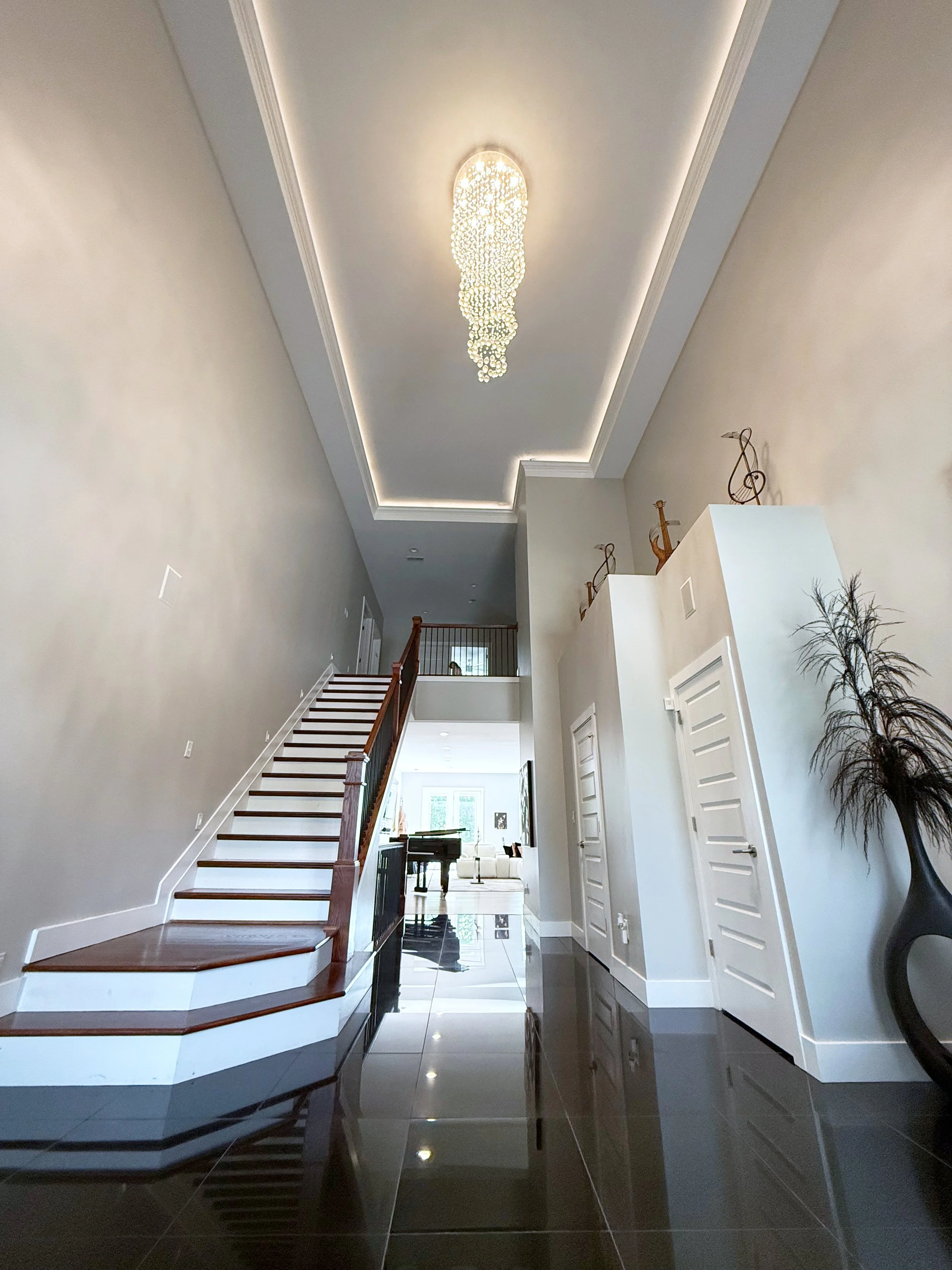 Interior-SmithHousehold10.jpg