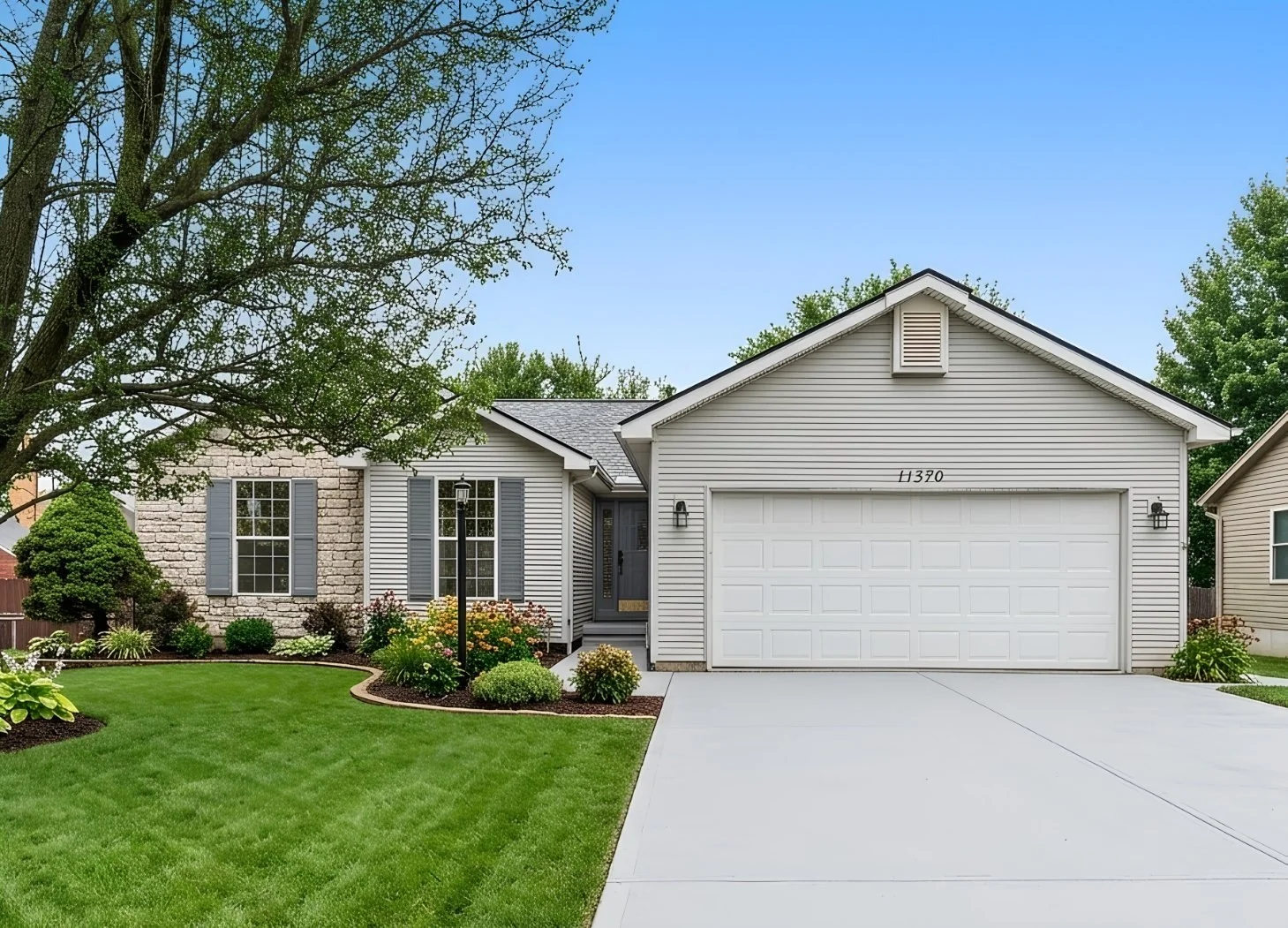 Exterior-11570 Rose Lane.jpg