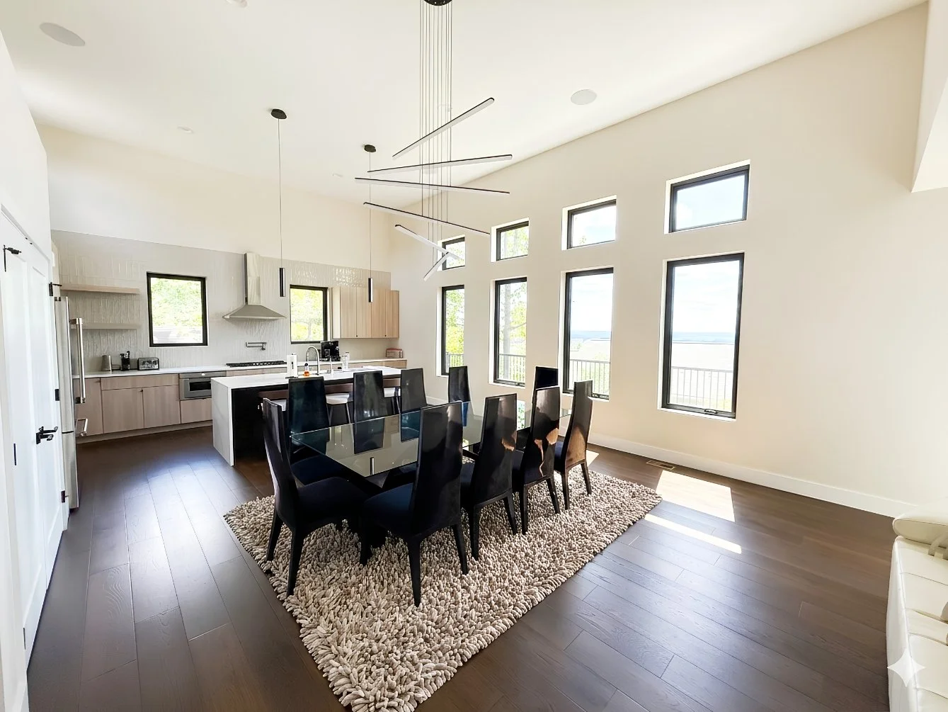 Interior - 5957 Wind.jpg